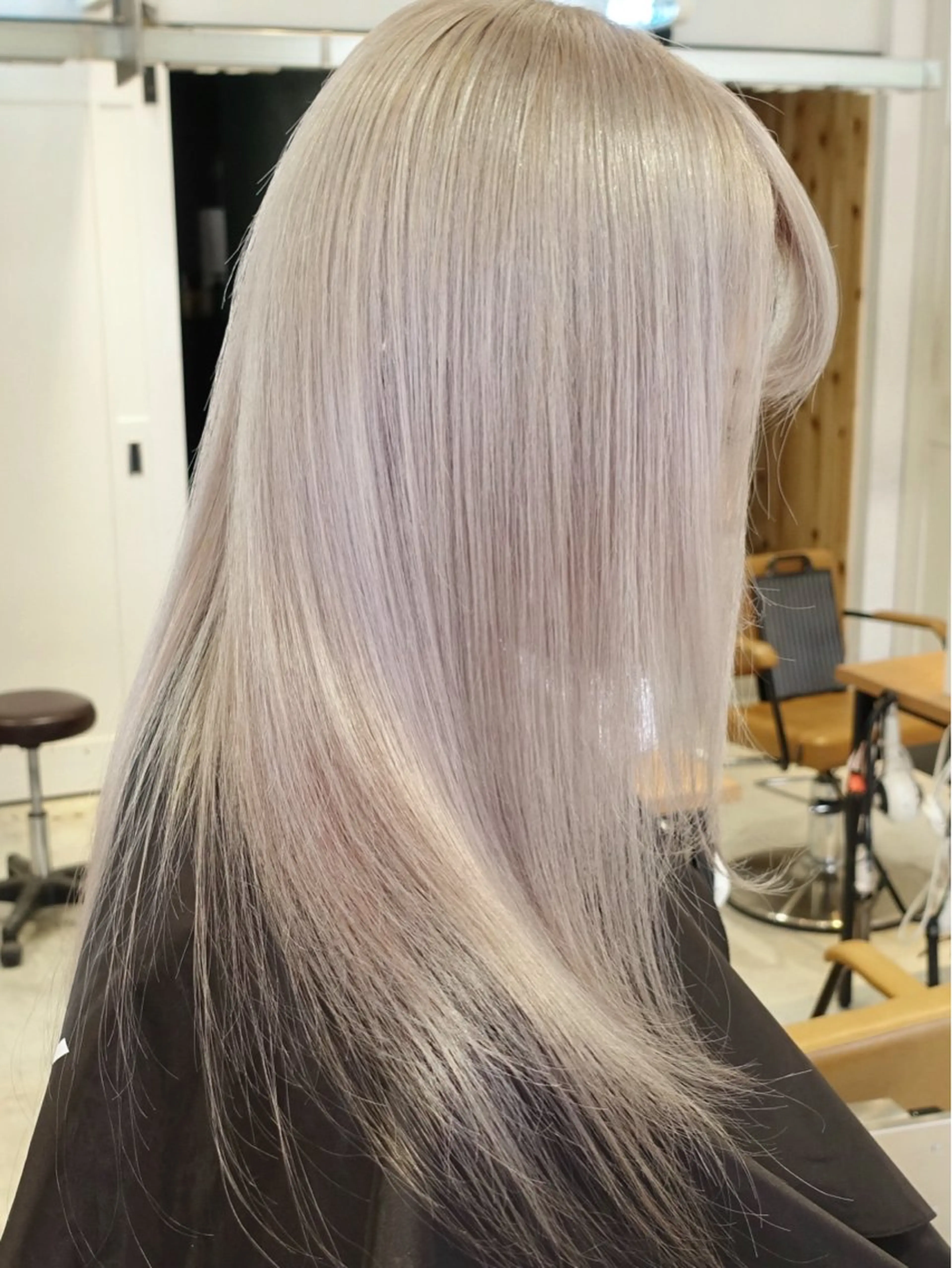 セミロング カラー ブリーチ ケアブリーチ ダブルカラー ヘアカラー トリートメント welring hair salonのヘアスタイル