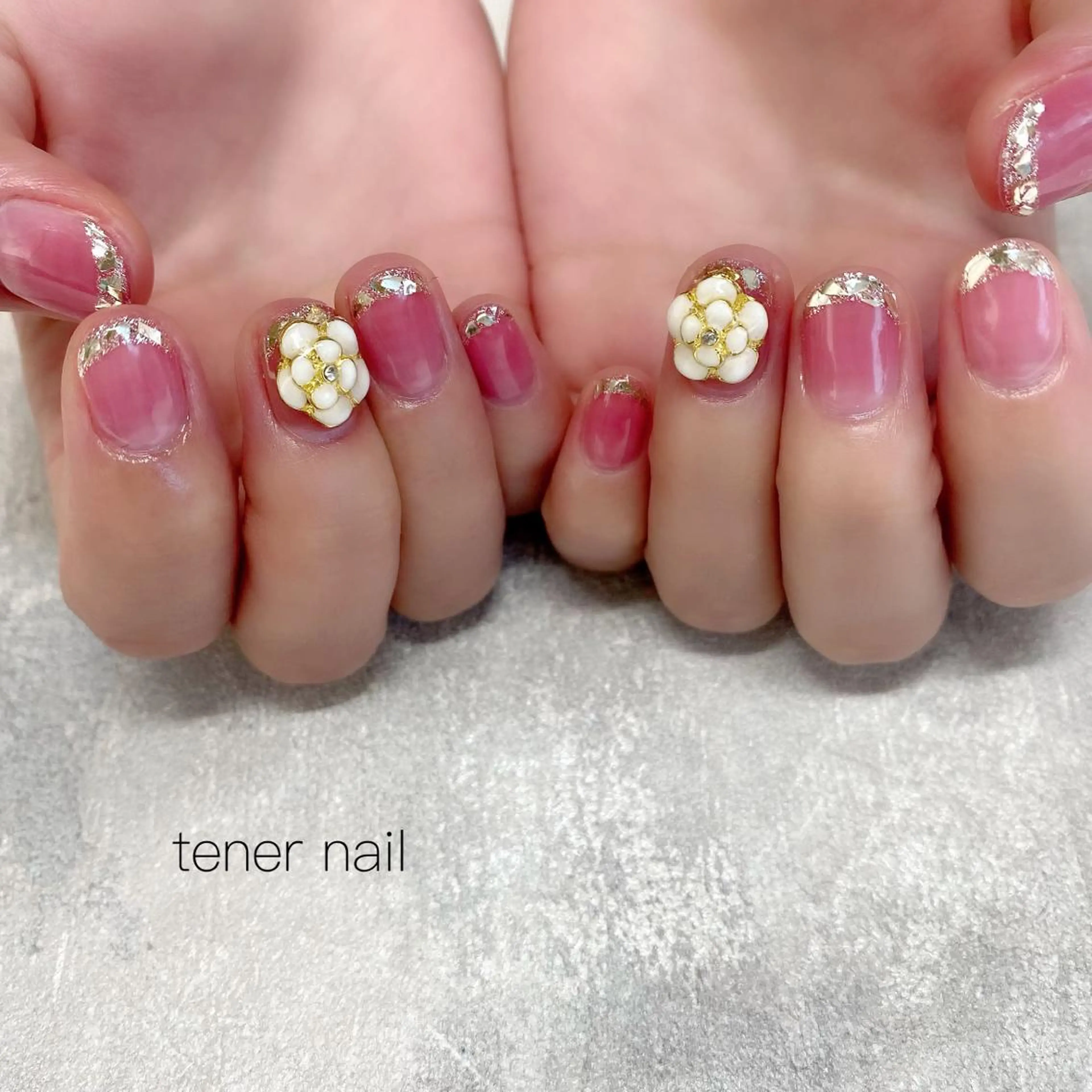 ネイル フレンチネイル ガラスフレンチ テネルネイル tener nailのネイルデザイン