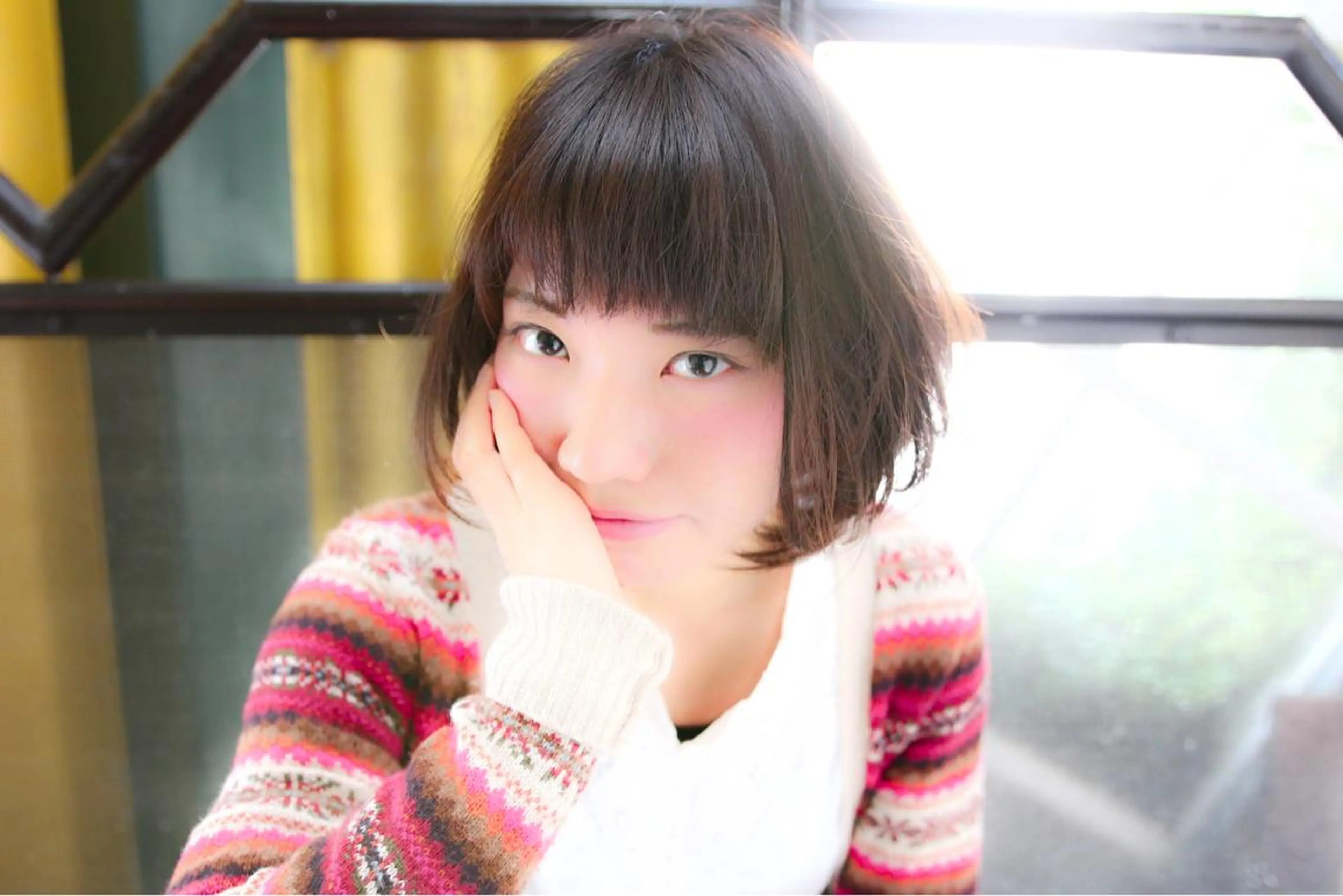 ミディアム カラー ボブ 中村 海のヘアスタイル