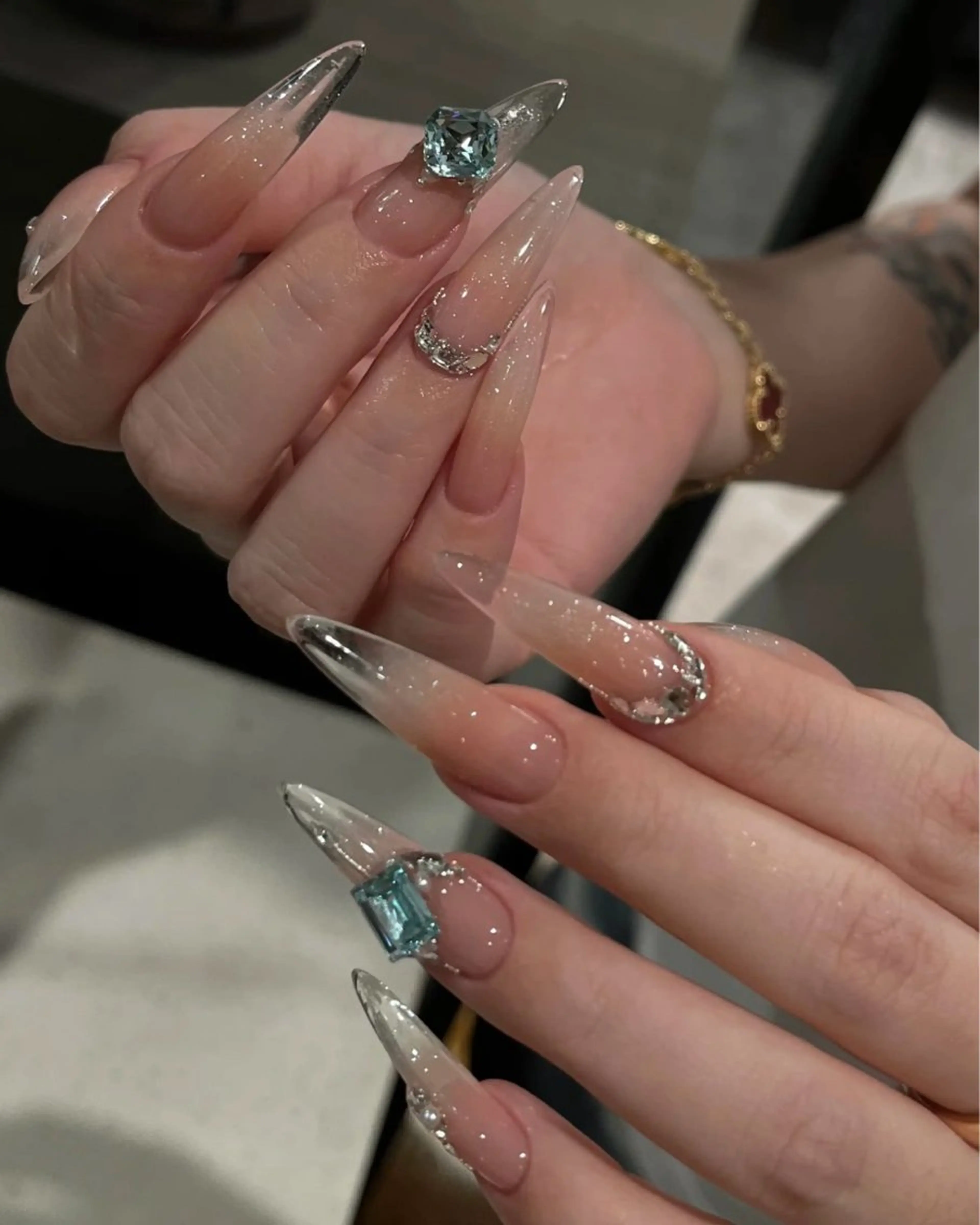 ネイル ハンドネイル Luna Gladeのネイルデザイン