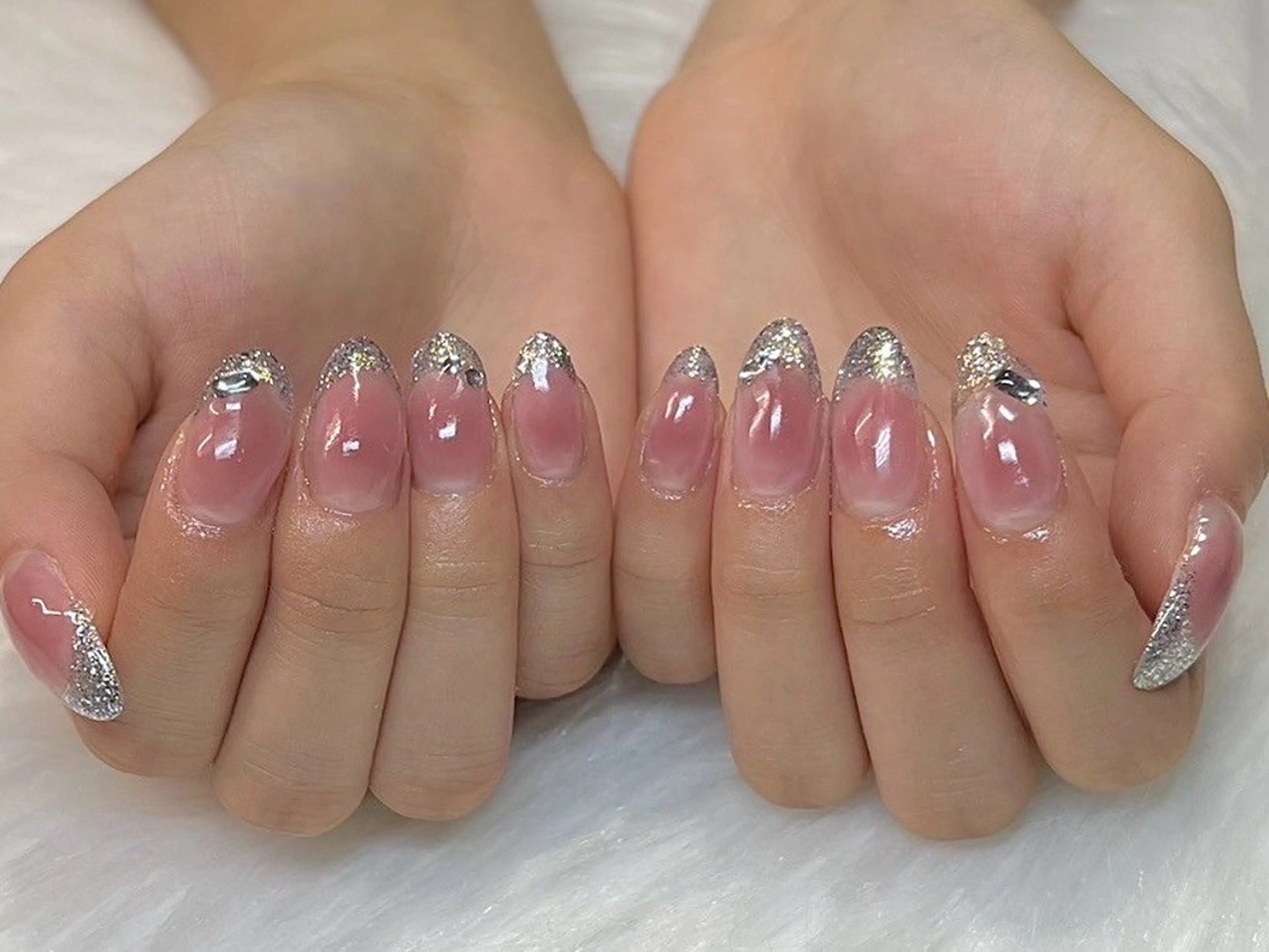 ネイル チークネイル ハンドネイル Viel💅 〜yuu〜のネイルデザイン
