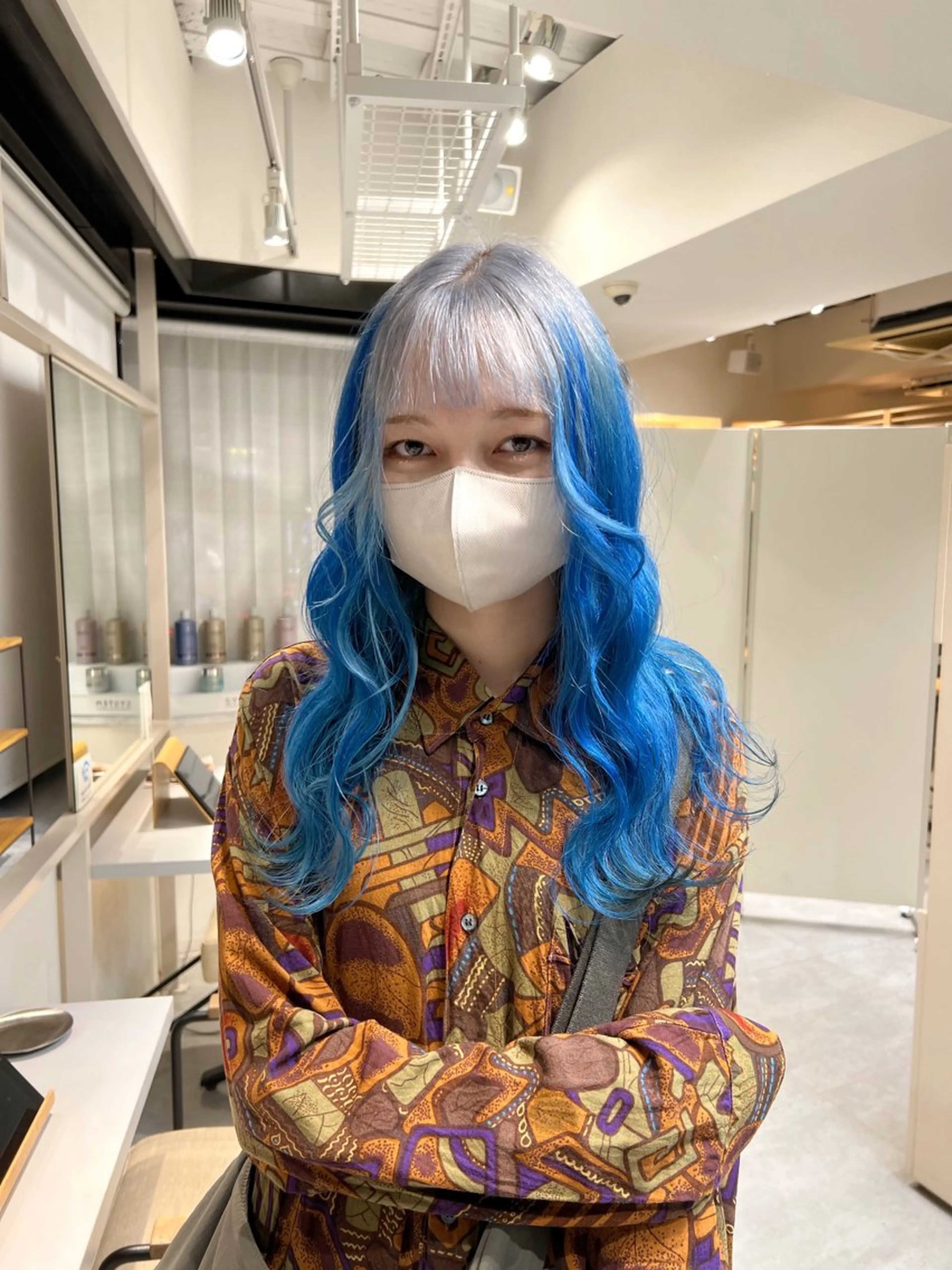 ミディアム デザイン🥇複雑履歴 ハイトーン特化のヘアスタイル