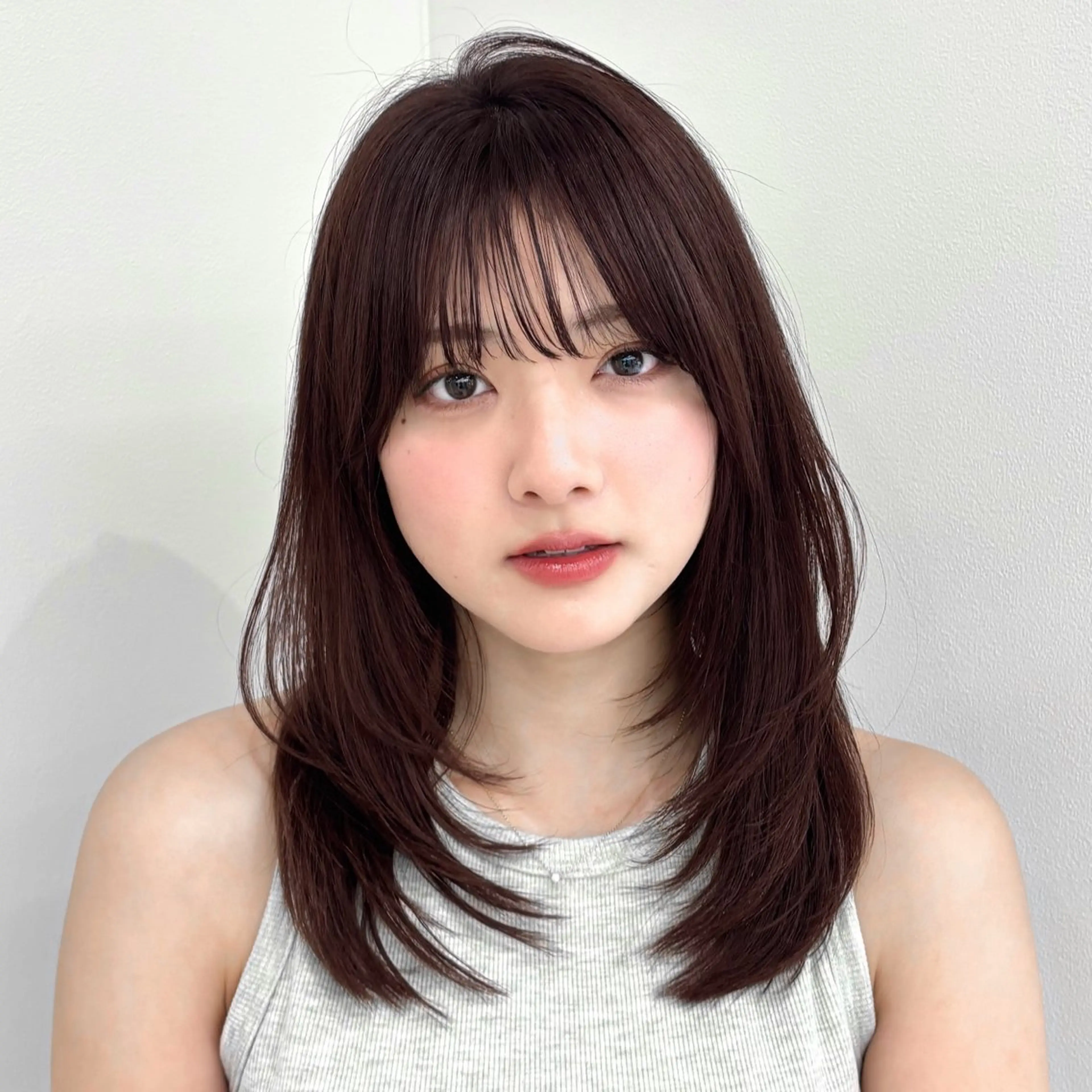 ミディアム ren ボブロブ/ミディアムのヘアスタイル