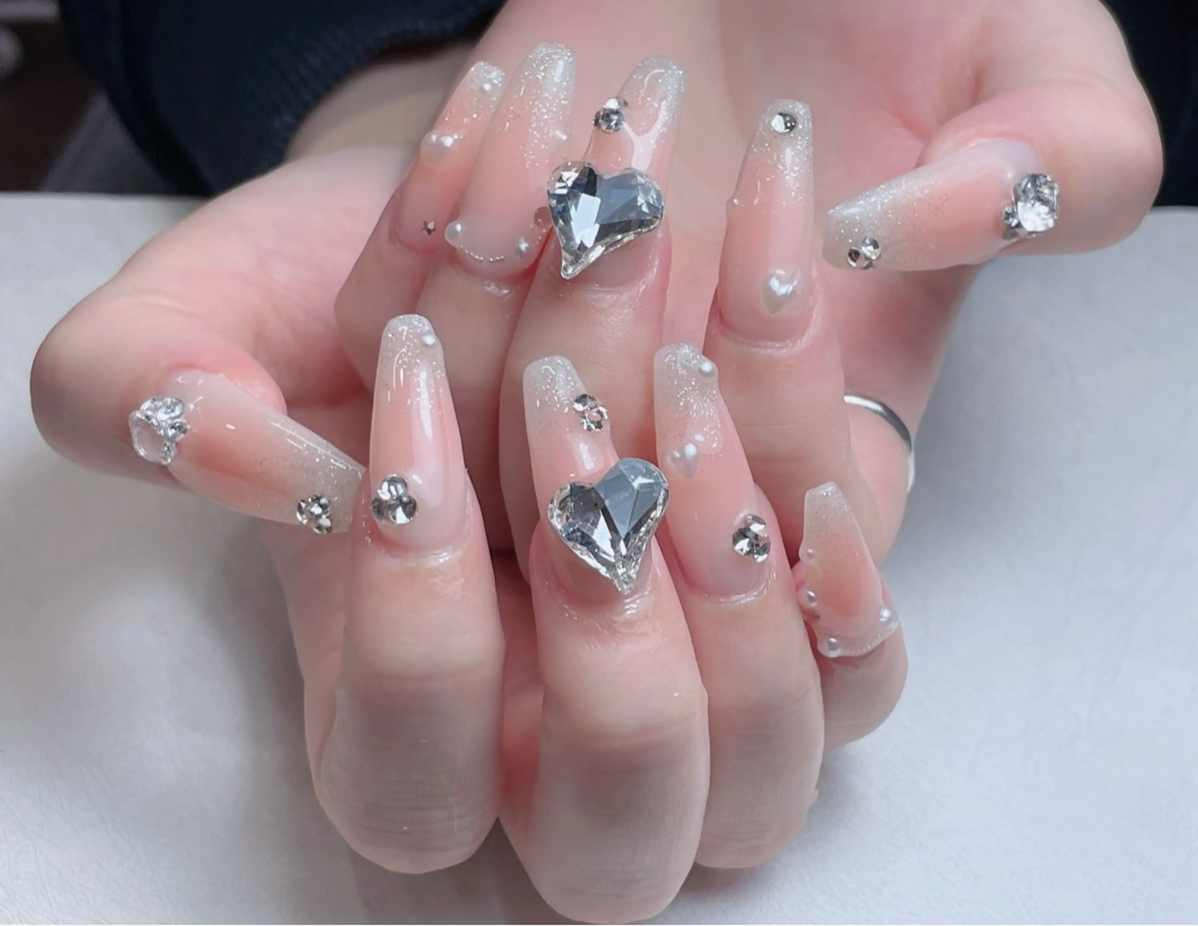 ネイル フレンチネイル ジェルネイル ガーリー ガラスフレンチ グラデーション 中野駅から2分 MEO NAILのネイルデザイン
