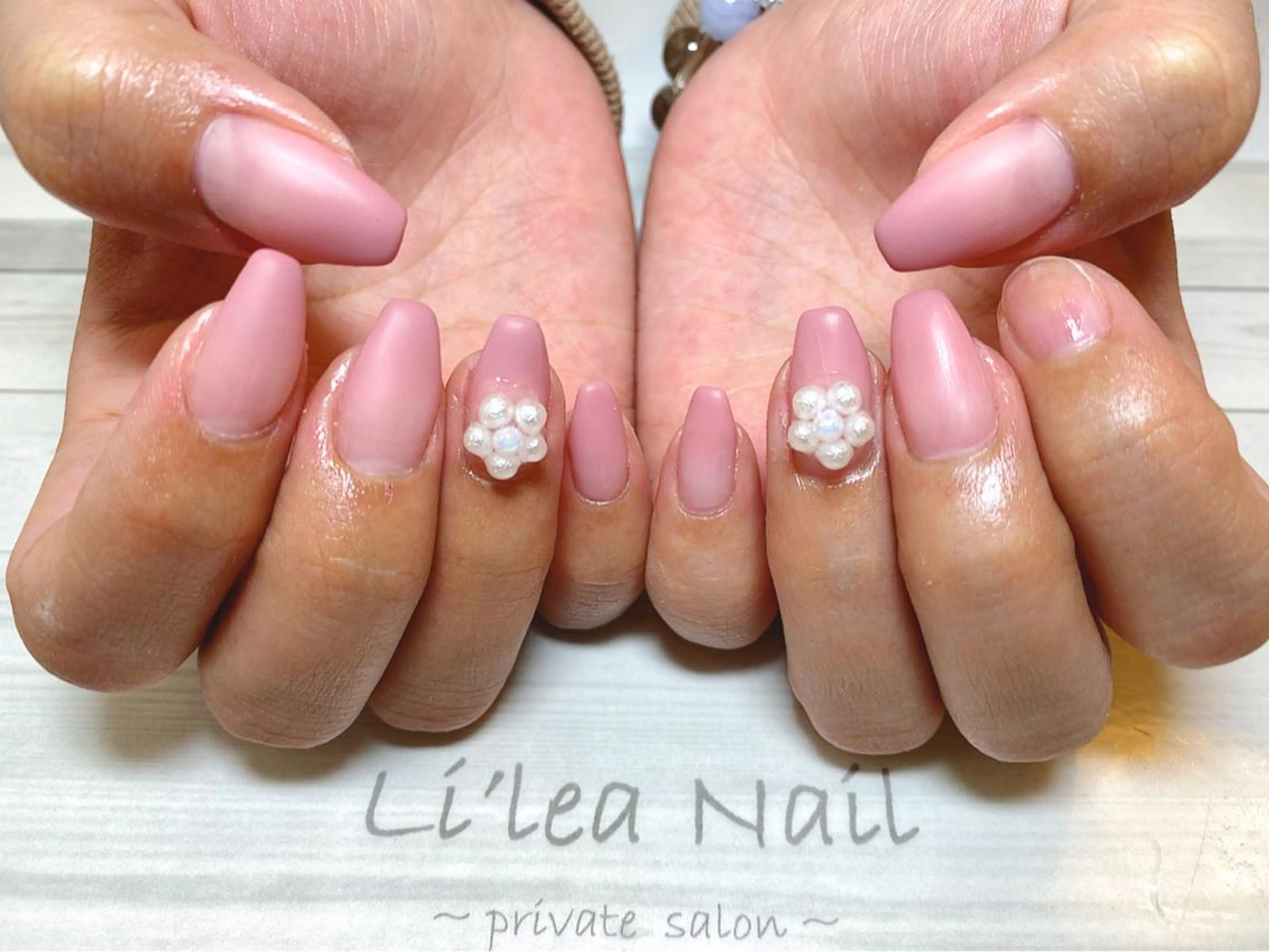 ネイル Li'leaNail AINAのネイルデザイン