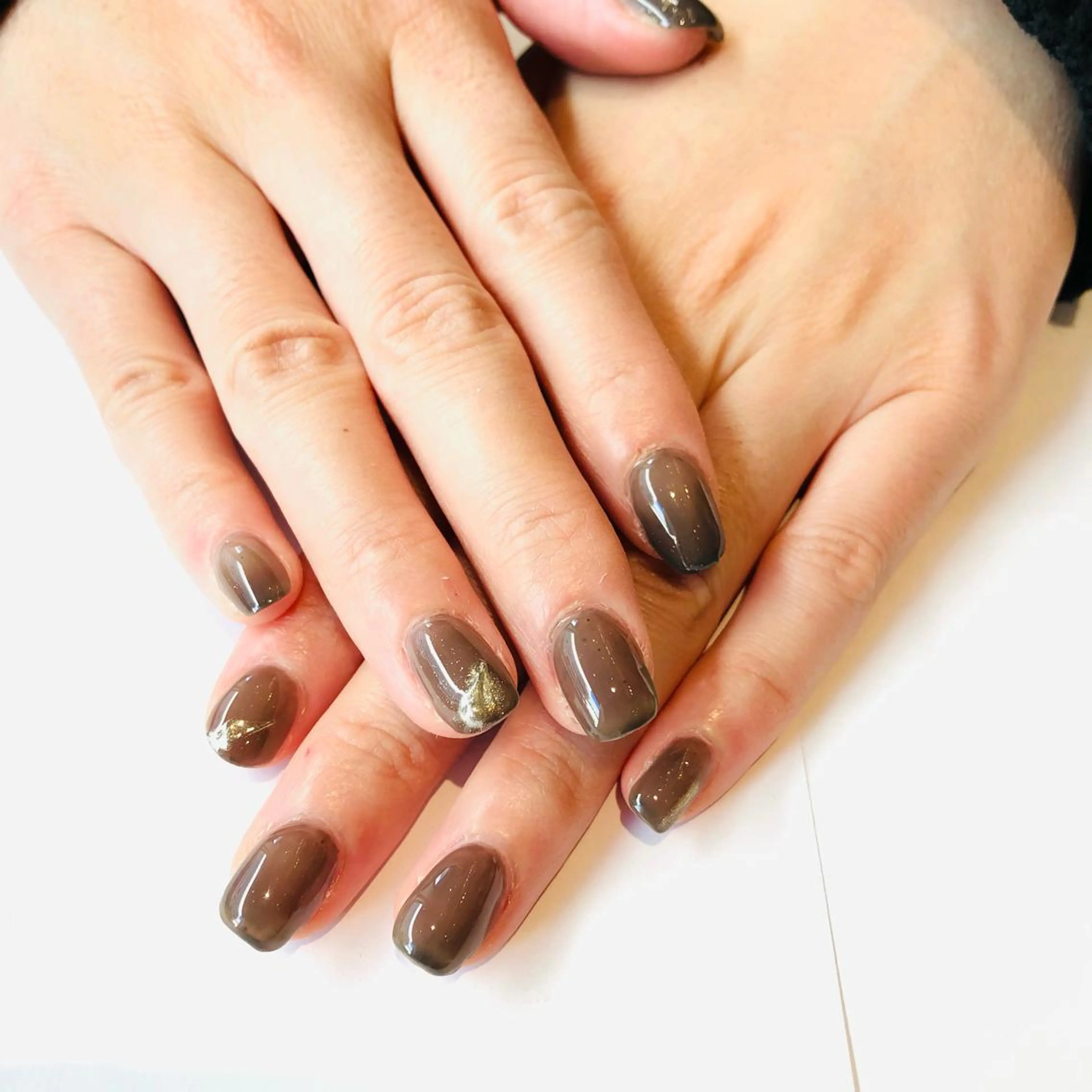 ネイル ブラウン ニュアンスネイル 大阪福島韓国束感まつ げ Sayaka🤍のマツエク・マツパデザイン