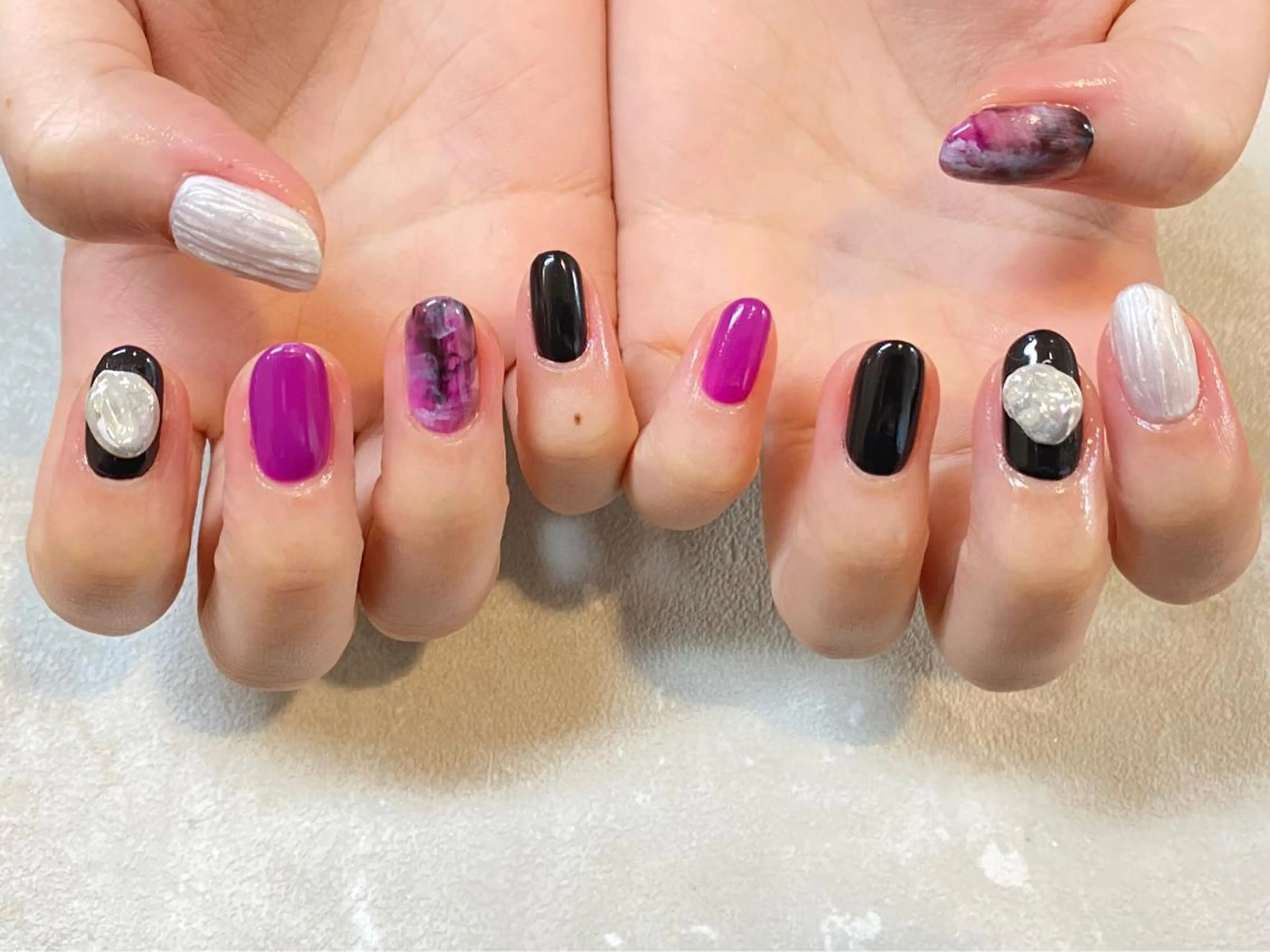 ネイル UP yuriのネイルデザイン