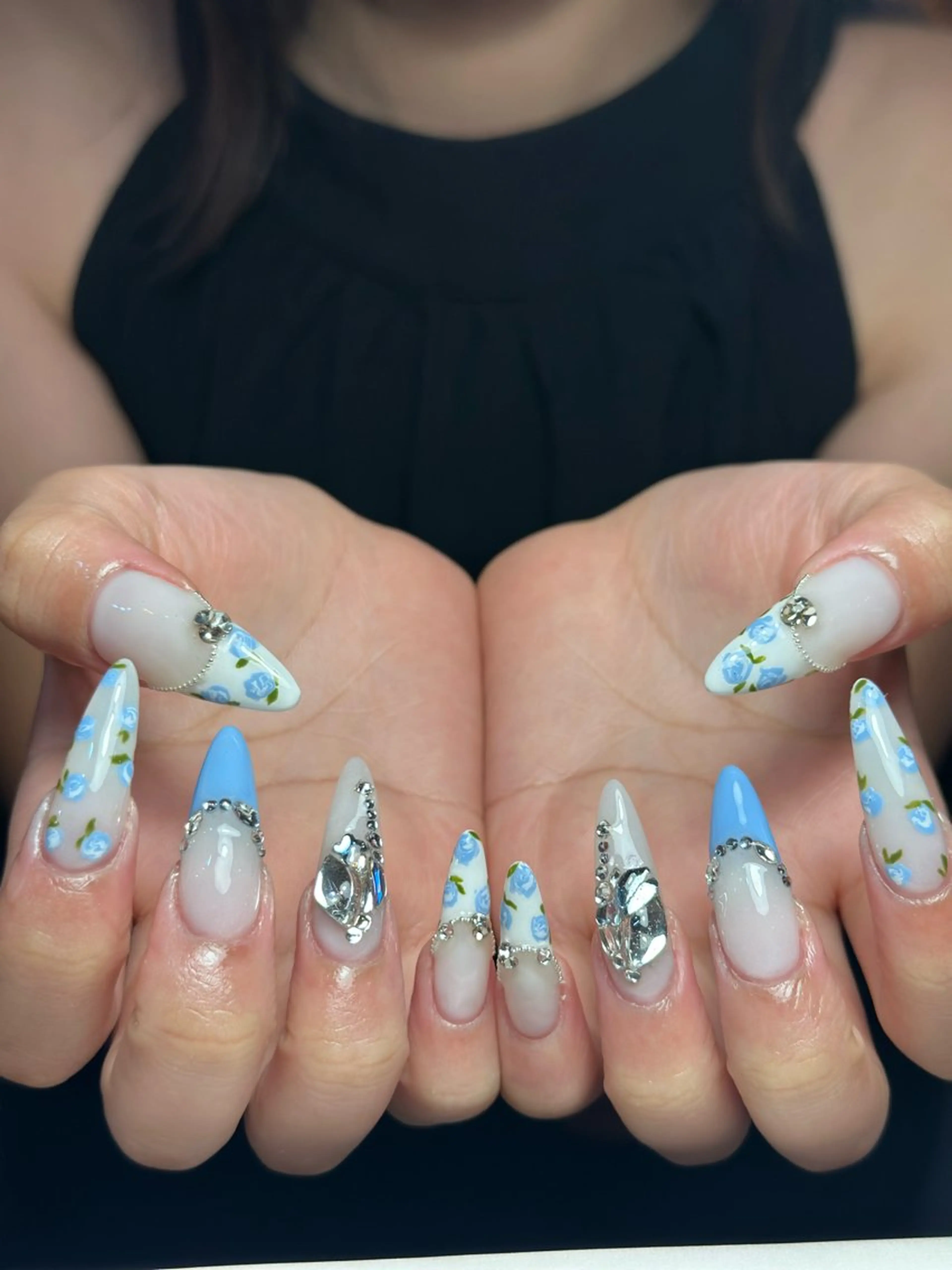 ネイル ハンドネイル CoMo Nailのネイルデザイン