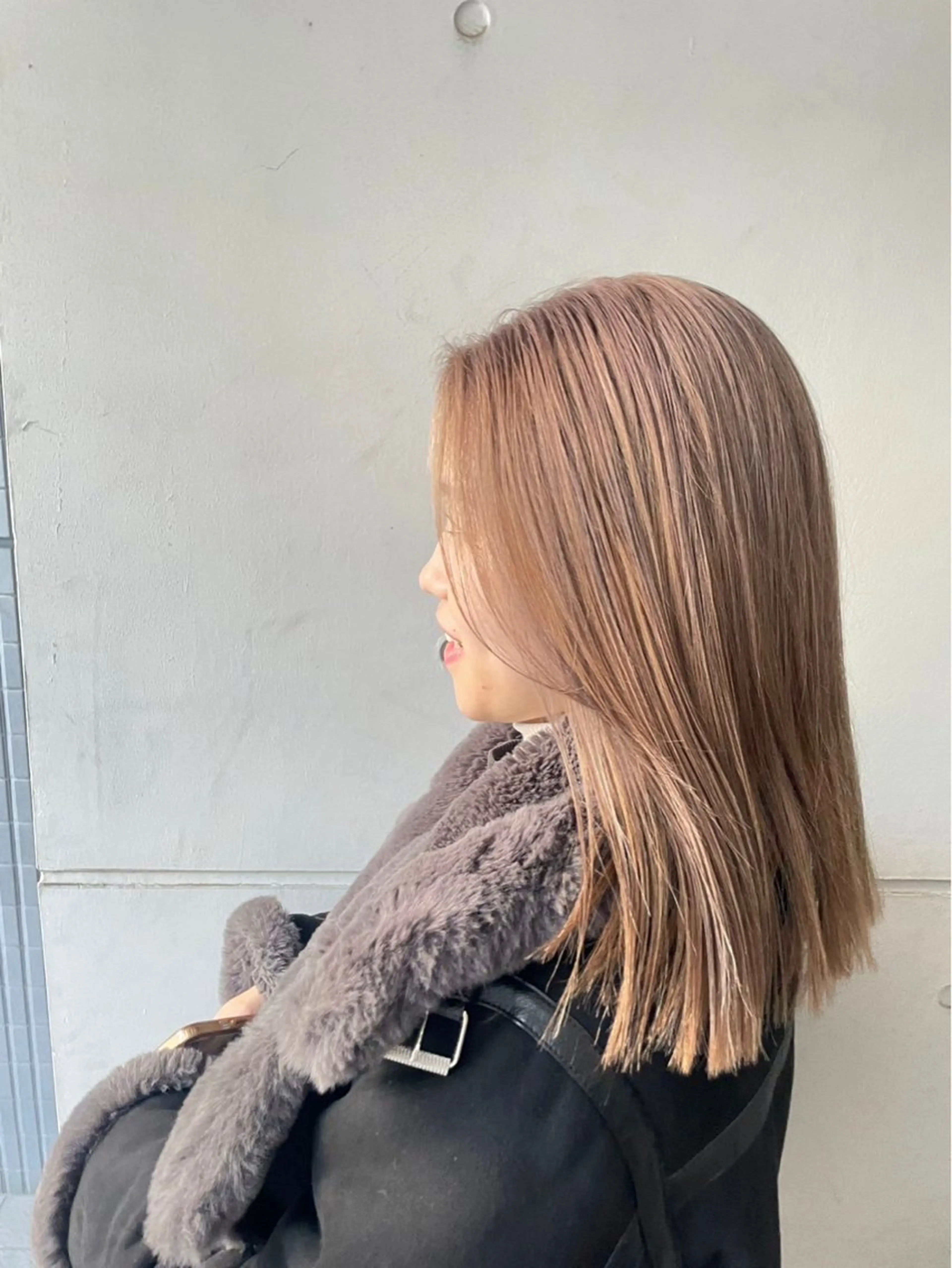 【🌞夏休み休み楽しむ🍉🌻】明るめワンカラー➕高保湿トリートメント(ブロー➕スタイリング仕上げ)の写真