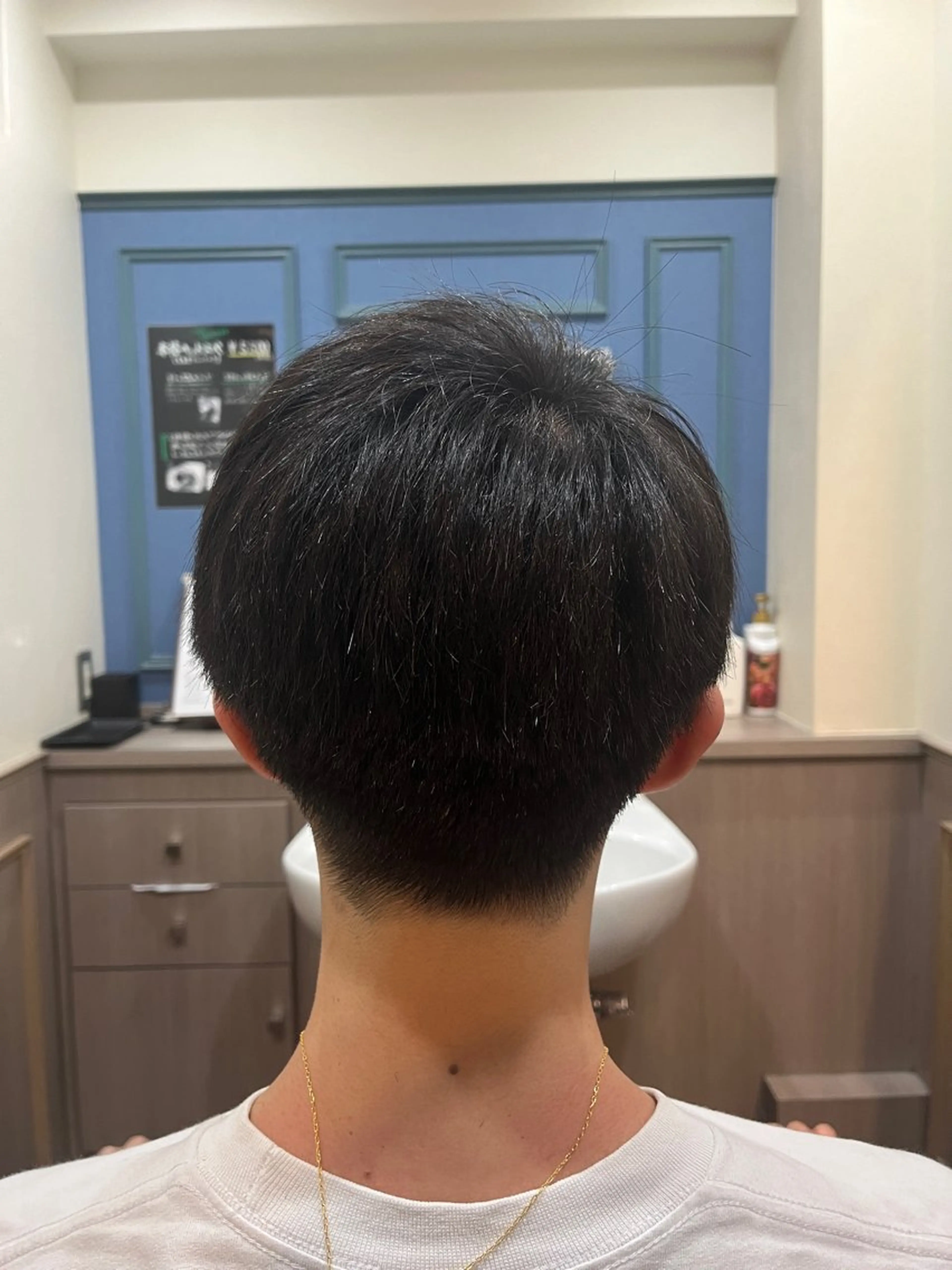 ミディアム 無料メンズカット❗️ 佐藤光のヘアスタイル