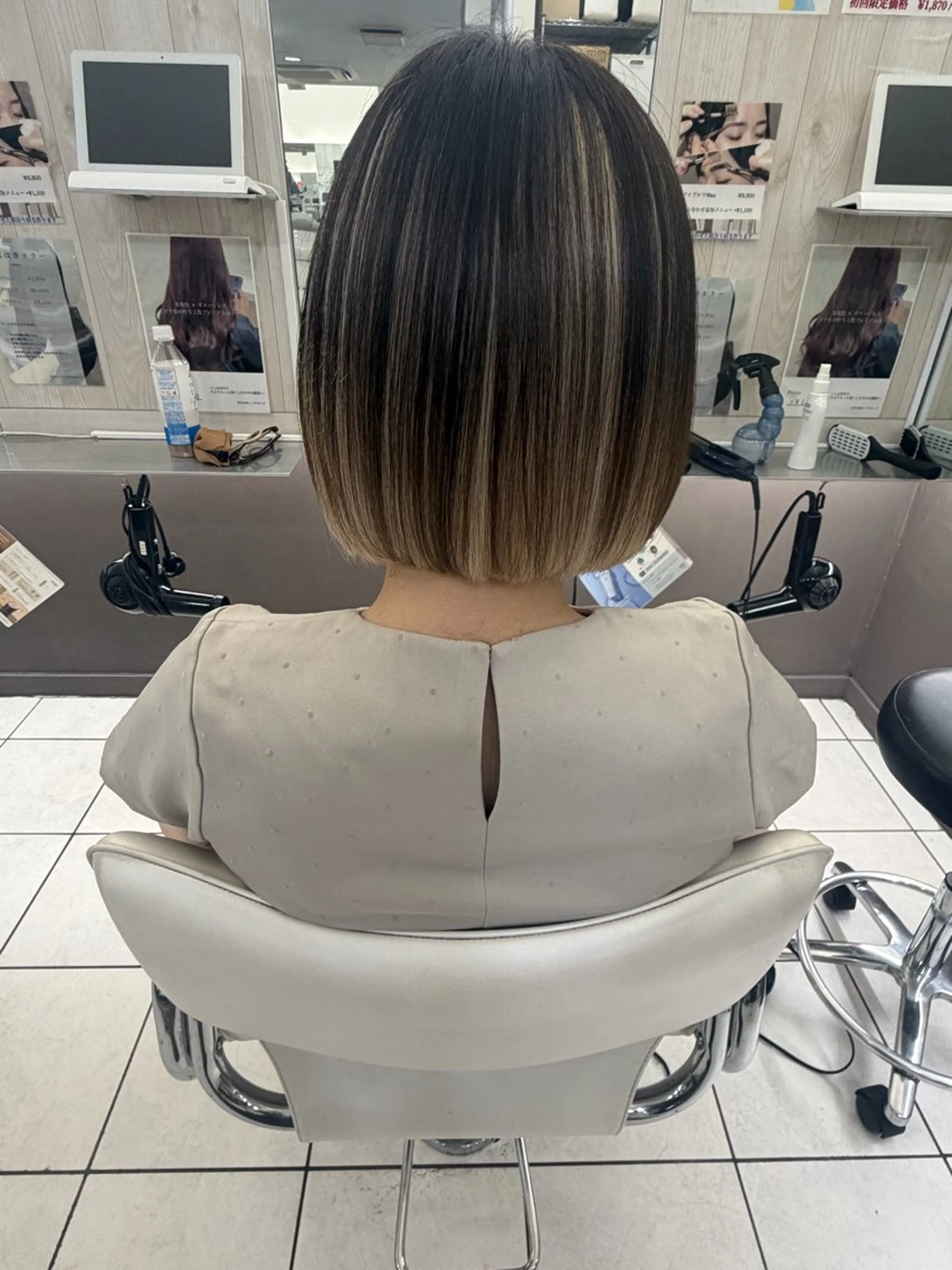 ミディアム 💖⭐️透明感カラー NOA💖⭐️のヘアスタイル