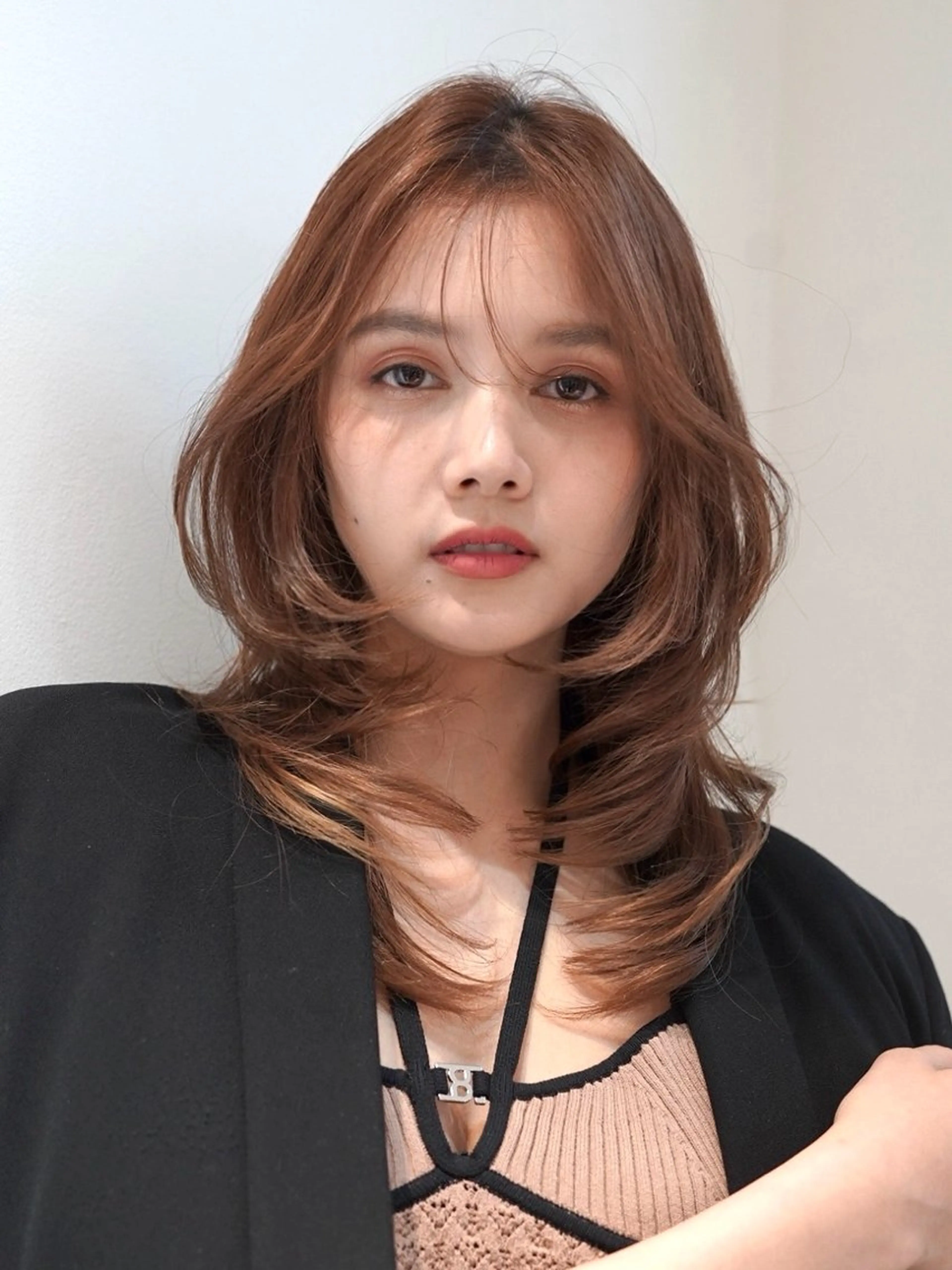 ミディアム カラー ブリーチ ハイトーンカラー ボブ 髪質改善 韓国風ヘア レイヤー/ブリーチ ♥️【木坂 桃歌】のヘアスタイル