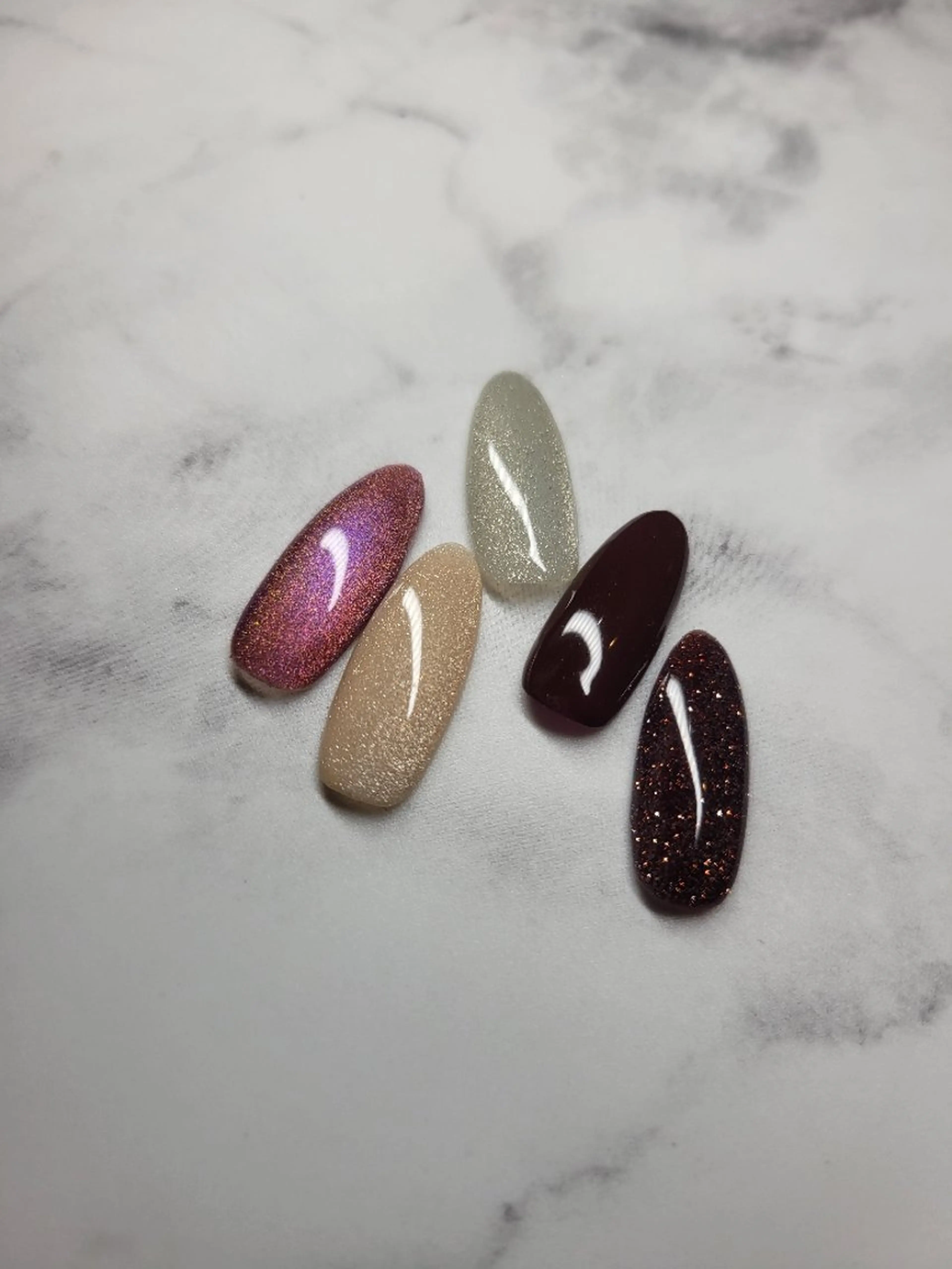 ネイル ボルドー フラッシュネイル マグネットネイル Nail salon Coco【溝の口駅】のネイルデザイン