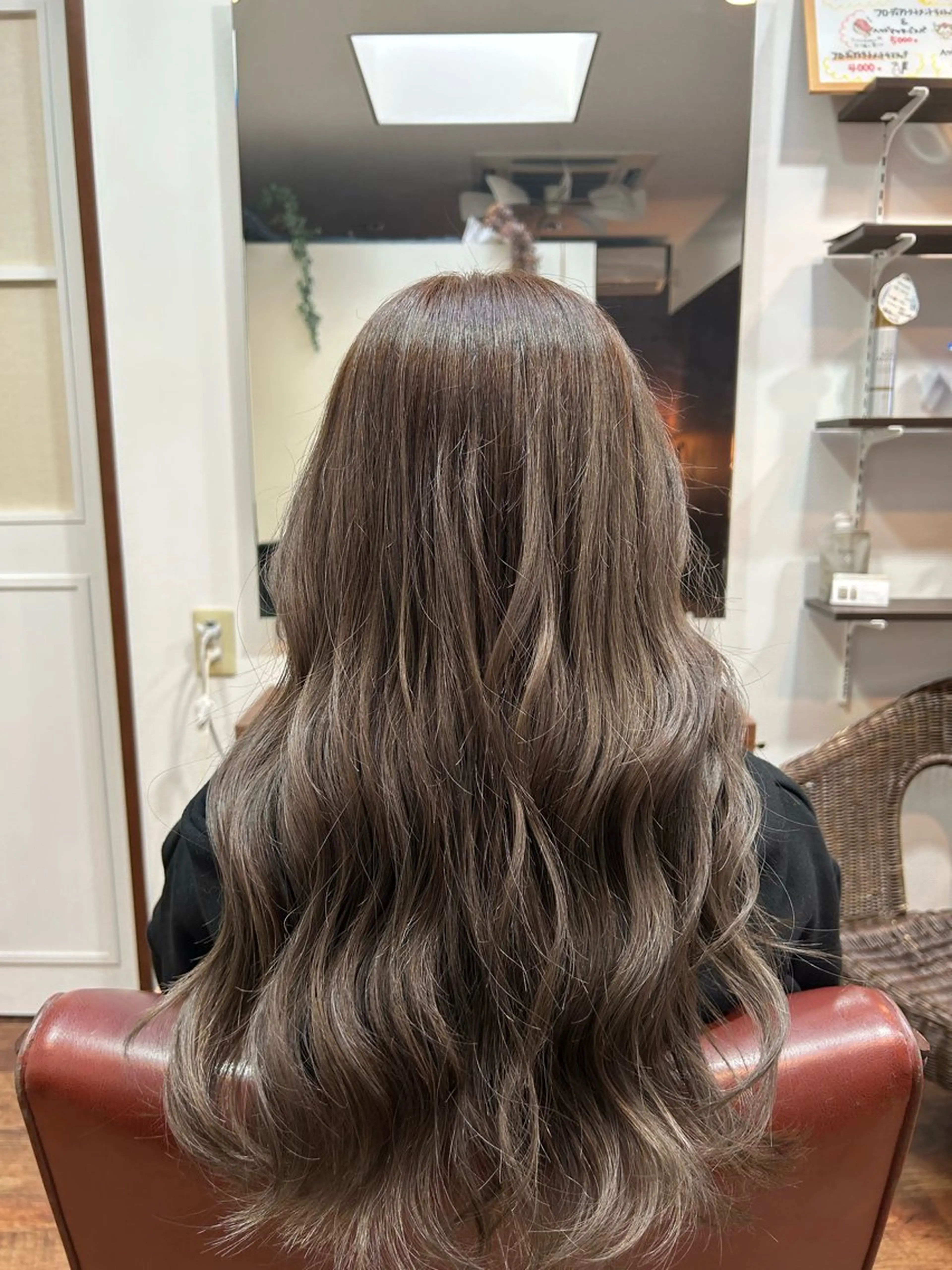 ロング カラー ブリーチ グラデーションカラー カット 小林 瑞穂のヘアスタイル