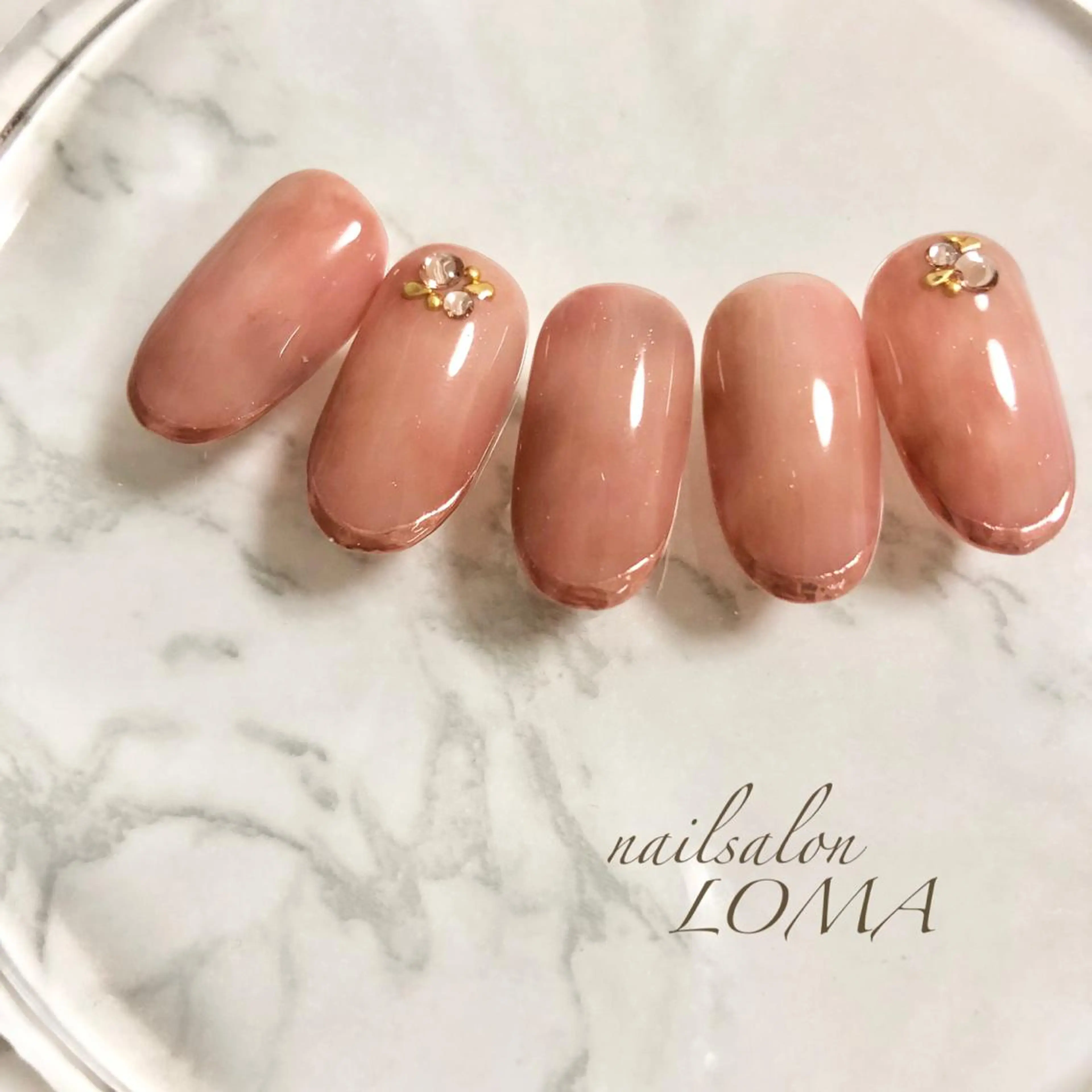 ネイル m-nail所属・m-nail 🌙minamiのネイルデザイン