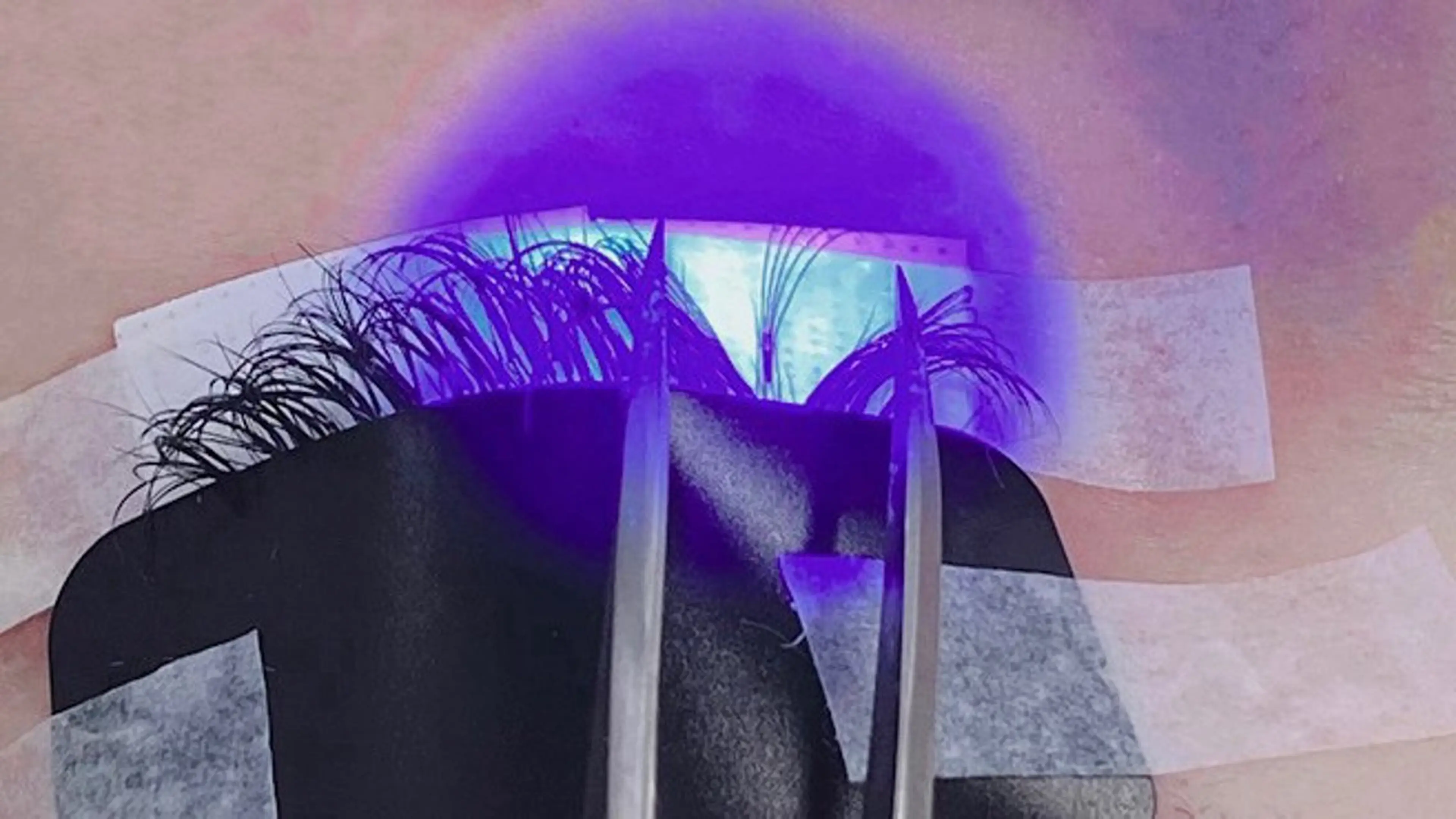 LEDボリュームラッシュ300本(オフの有無事前にお知らせ下さい☆)(別途550円)の写真