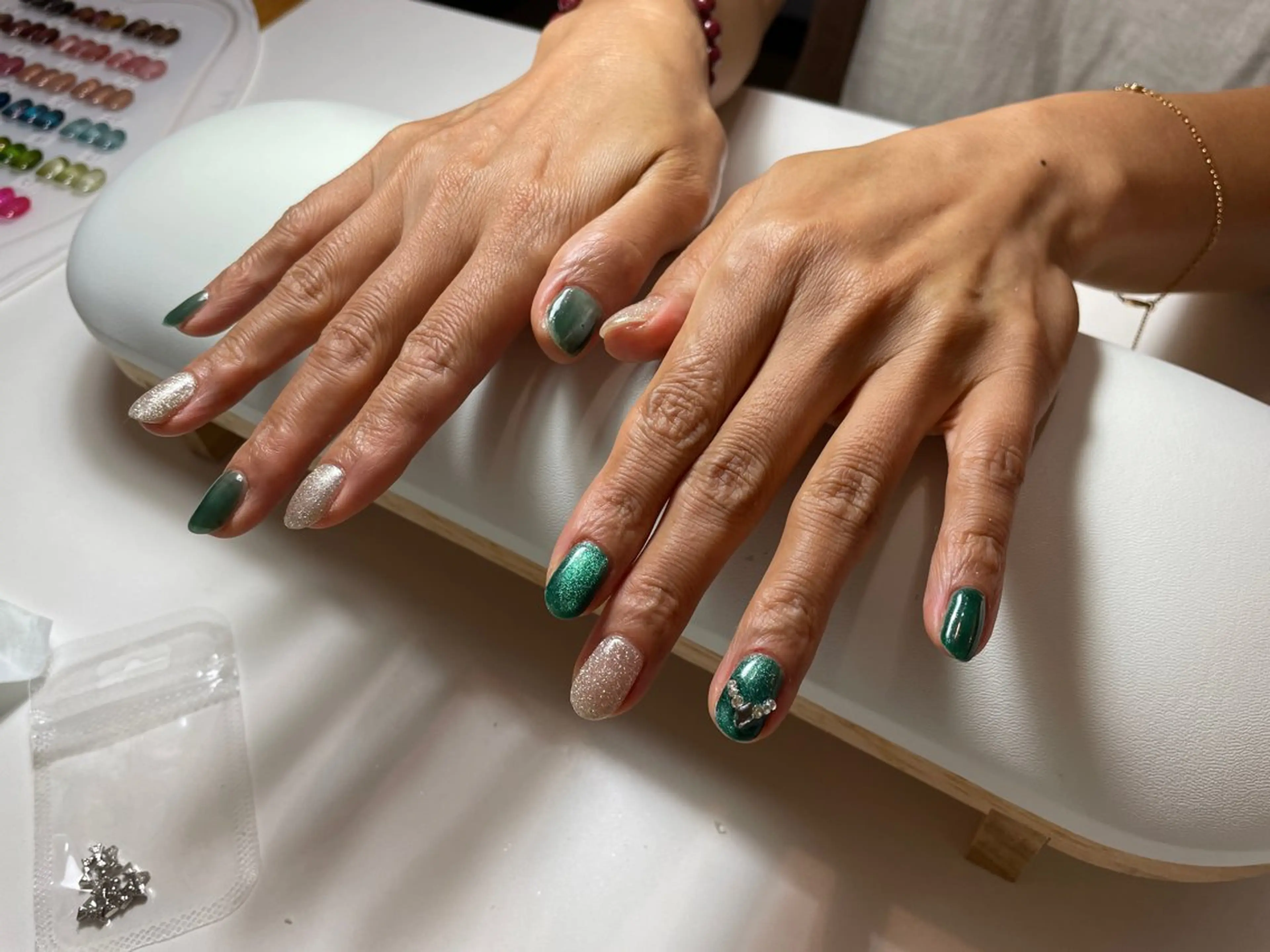 ネイル ハンドネイル 楊 蓉のネイルデザイン