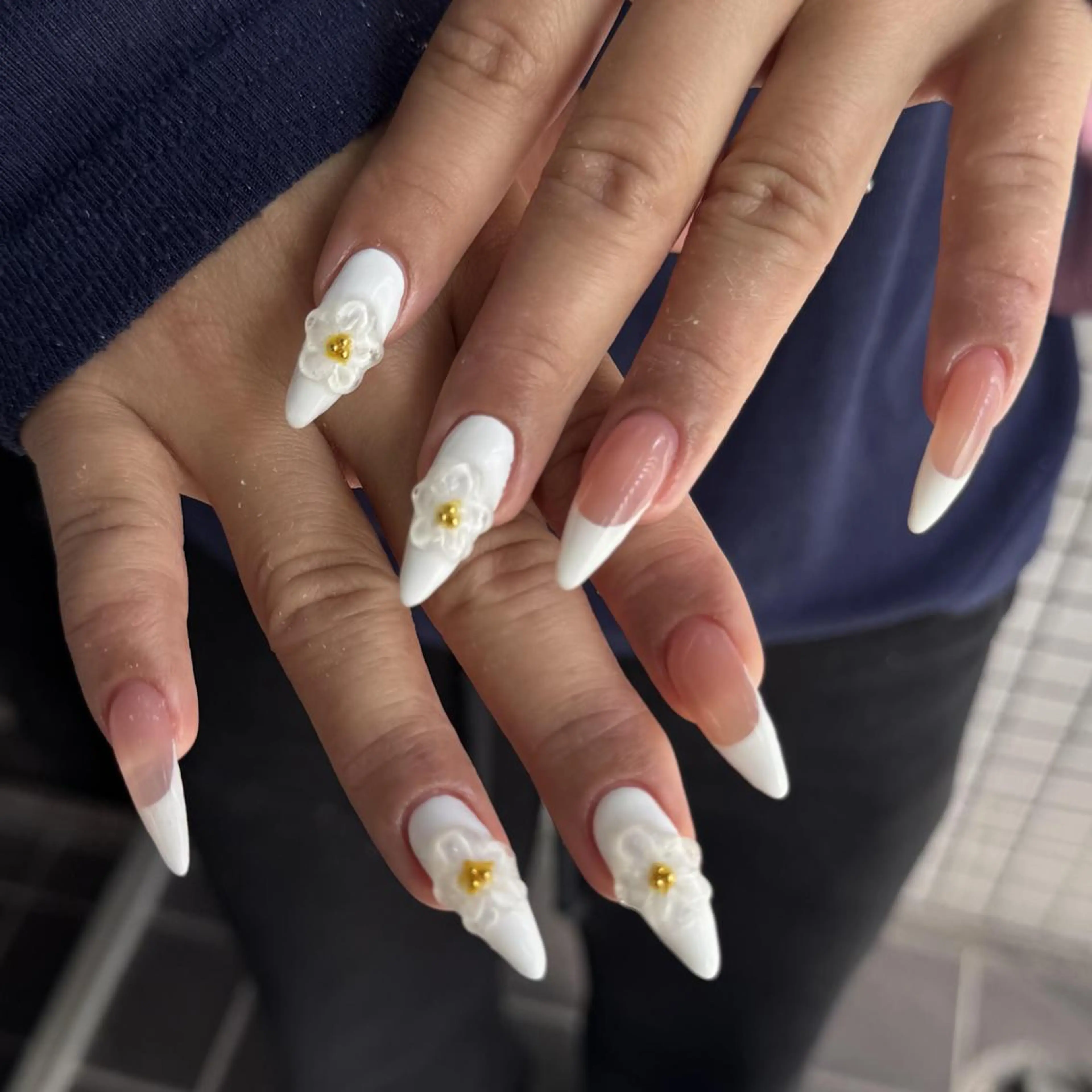 ミディアム ハンドネイル フットネイル 米山 慧のネイルデザイン