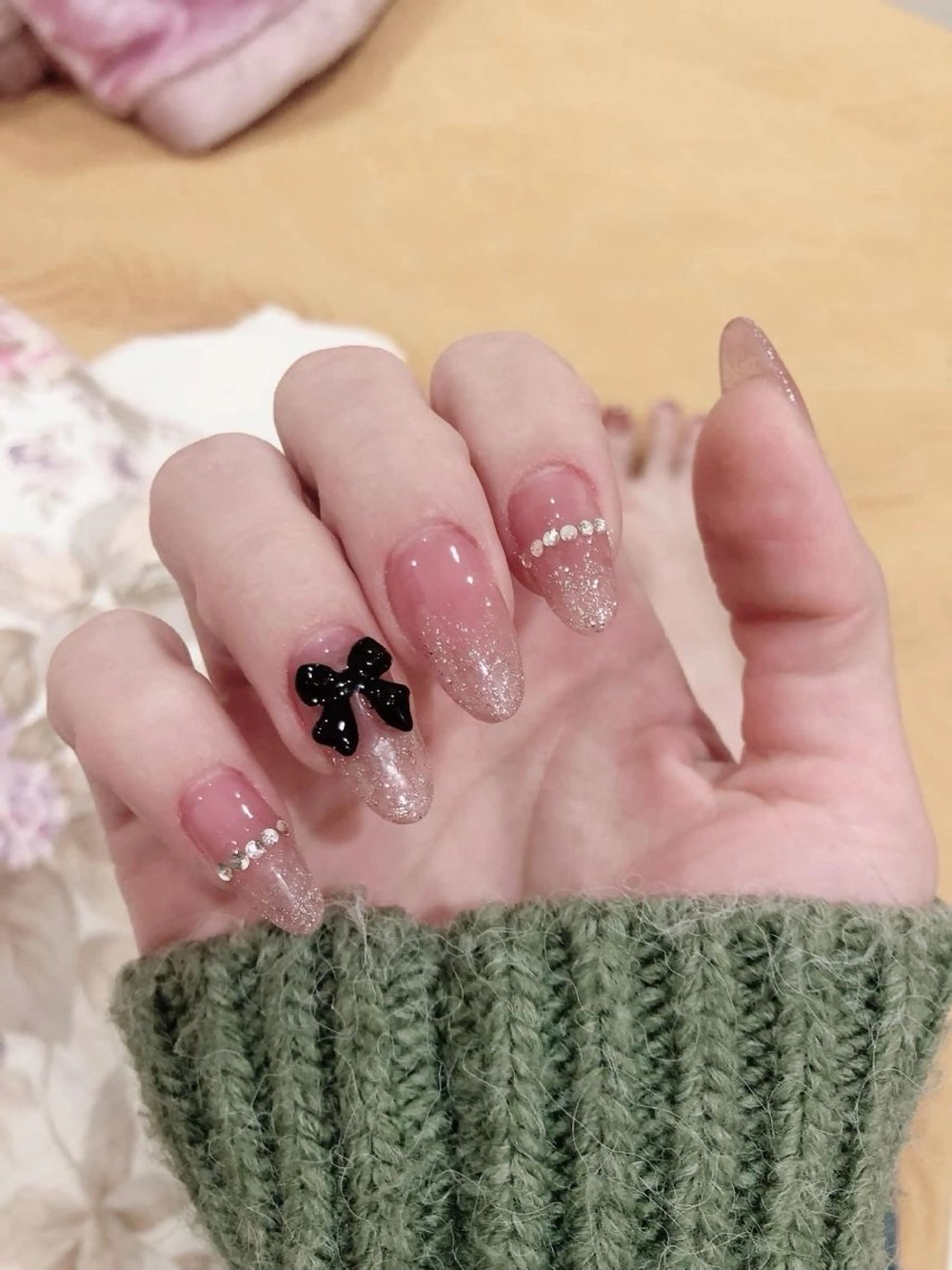 カラー グラデーションカラー ピンクカラー ハンドネイル AIN Nailのネイルデザイン