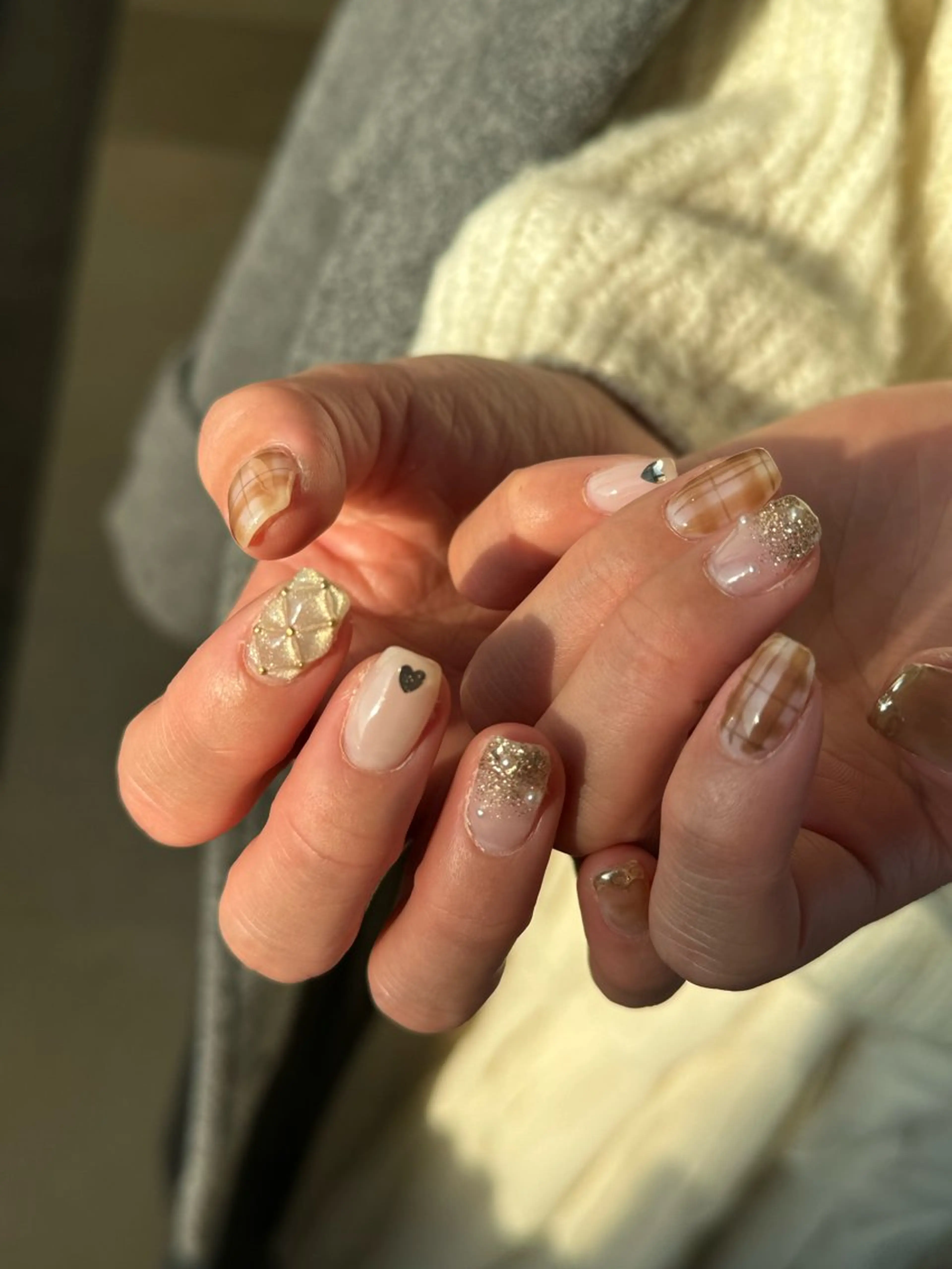 ショート m kaori𓃟のネイルデザイン