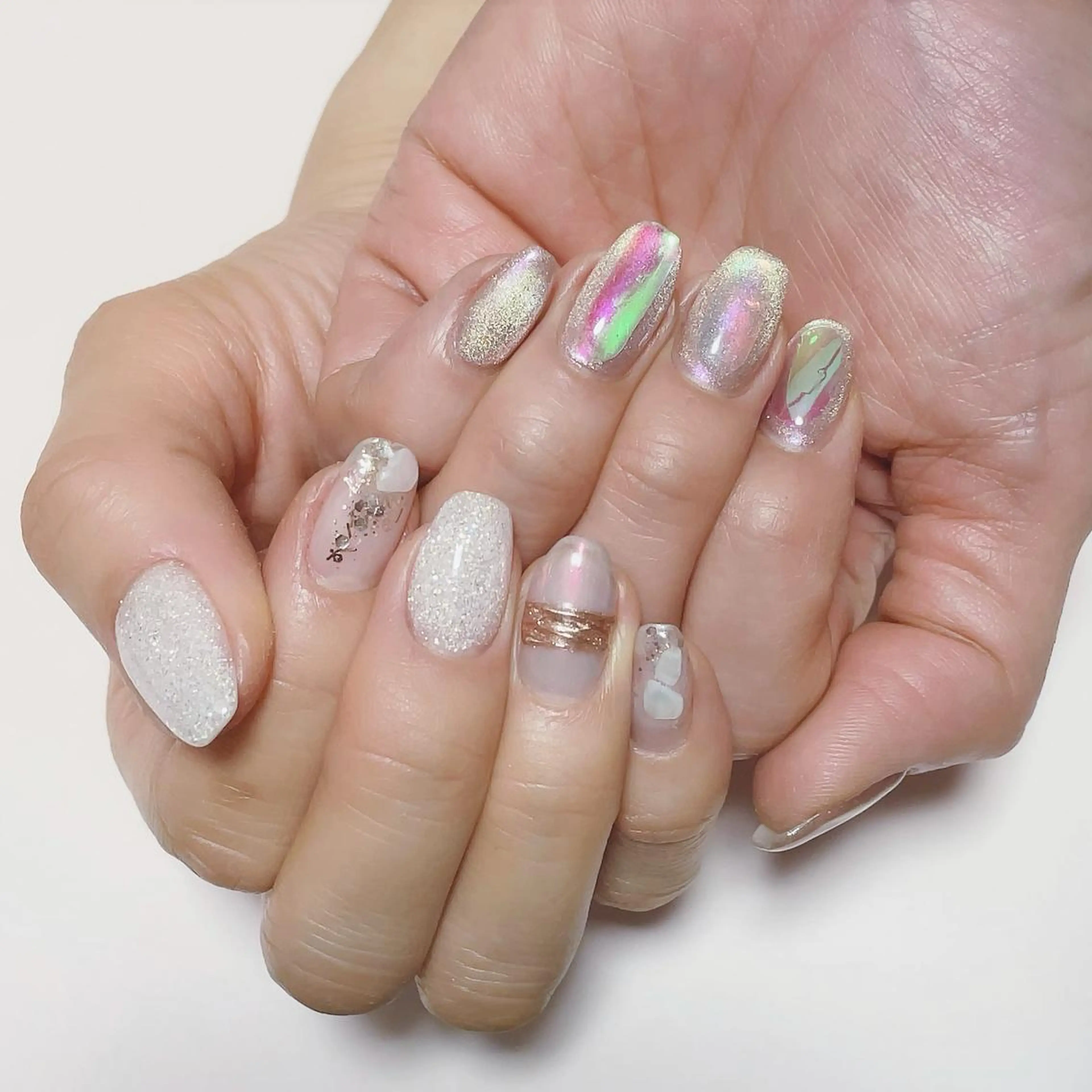 ネイル 氷ネイル・うるうるネイル atelier chic+のネイルデザイン