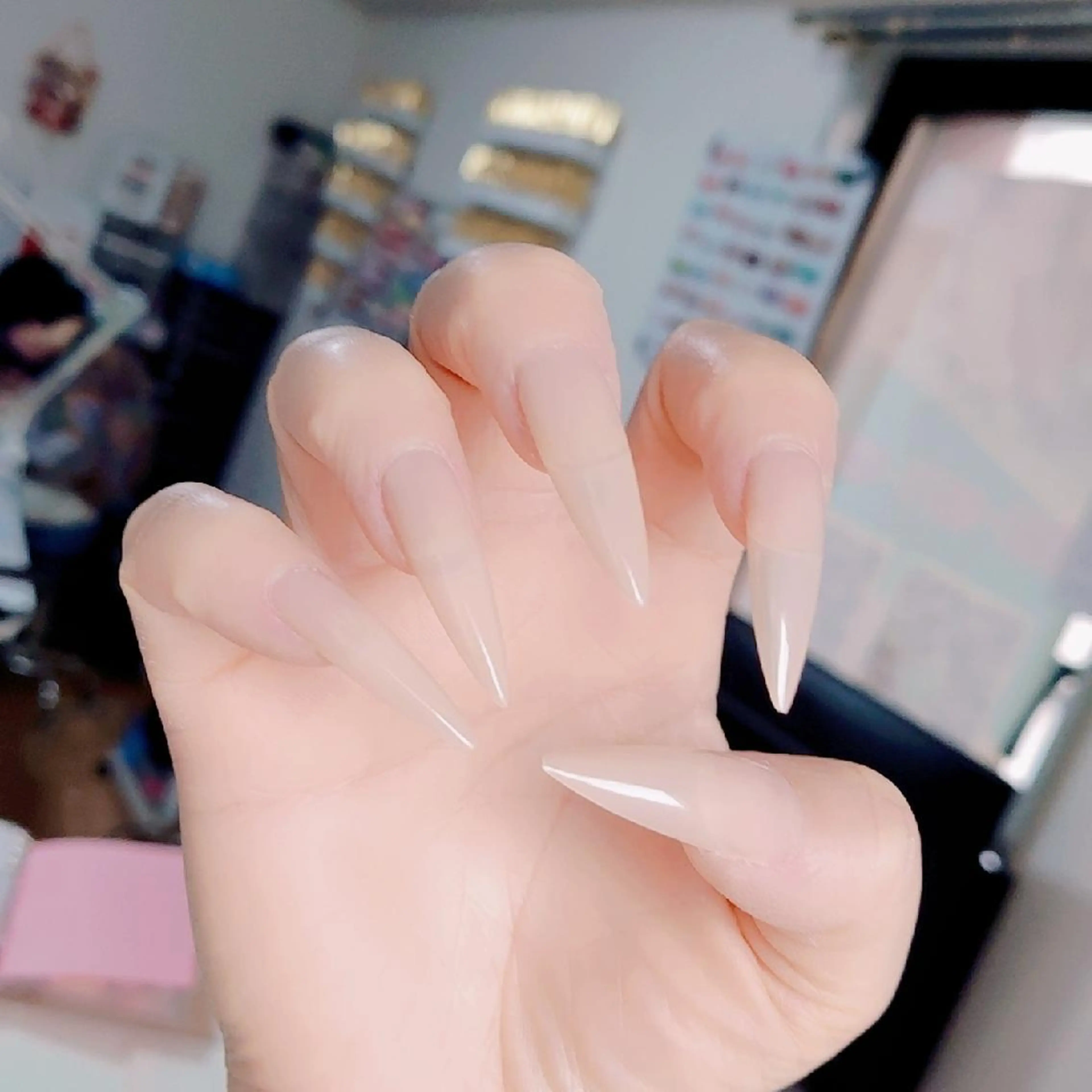 ネイル 横浜市中区曙町 E·U·Bネイルのネイルデザイン