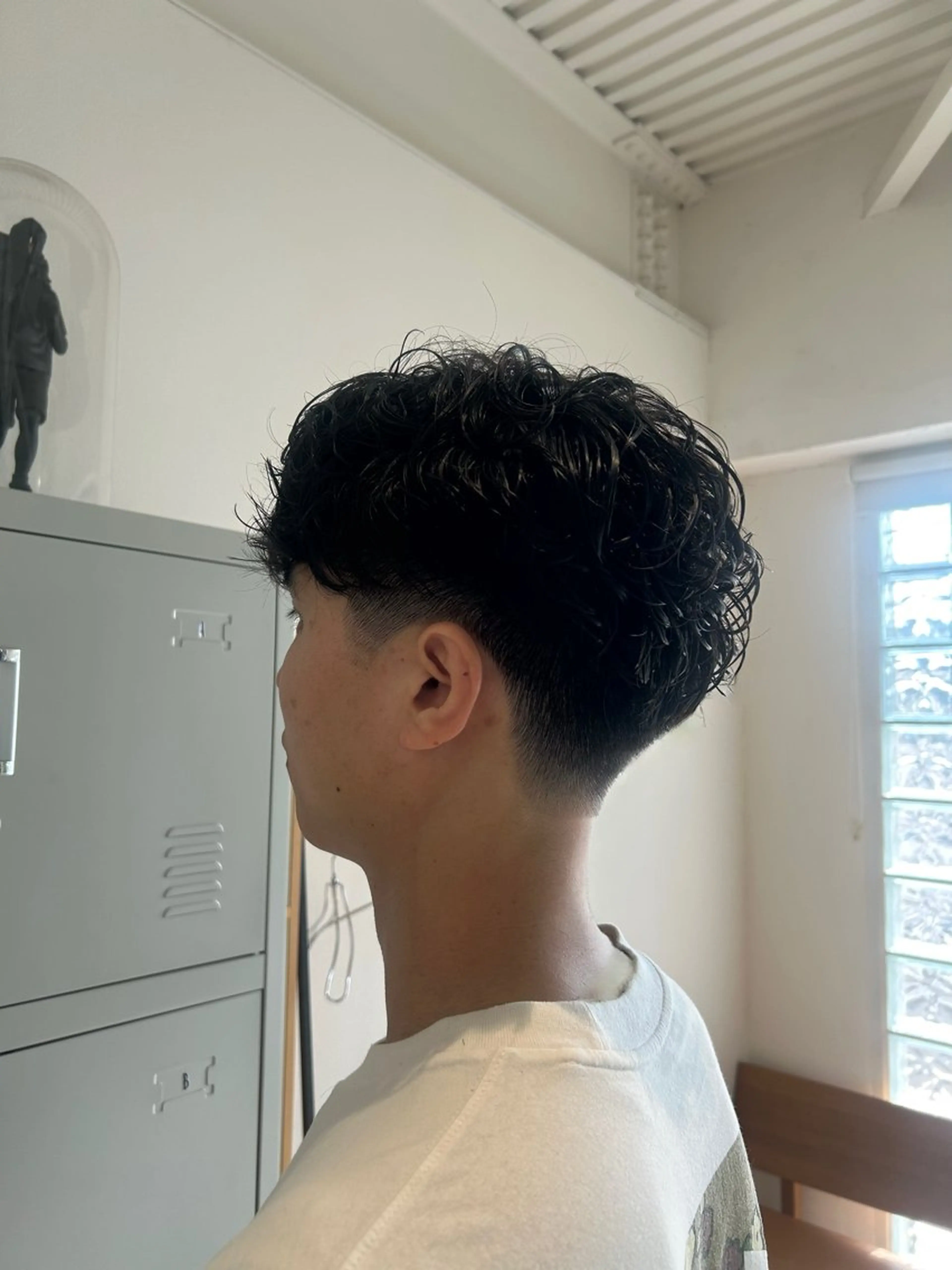 パーマ サワダ ミナミのヘアスタイル
