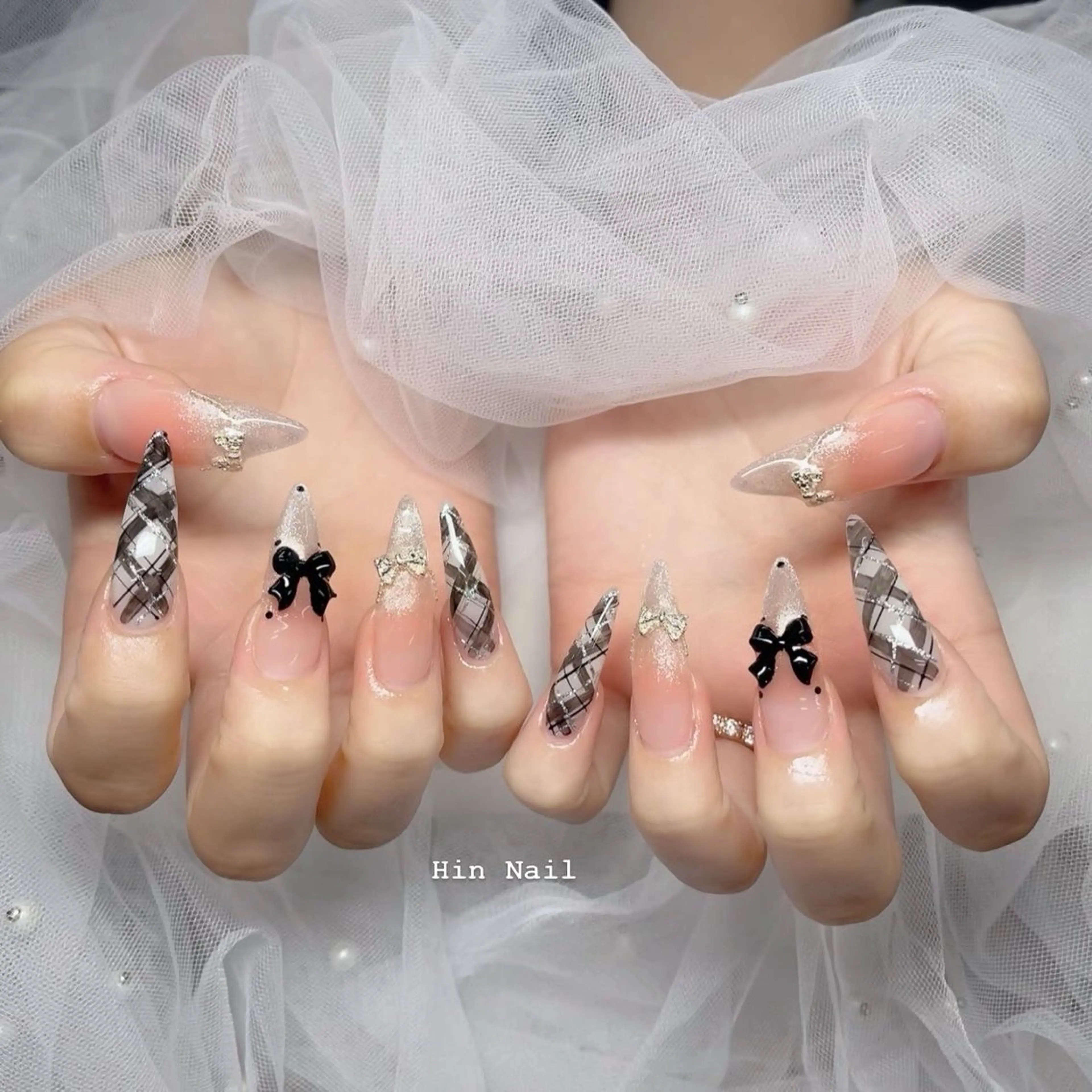 ネイル ハンドネイル HIN NAILのネイルデザイン