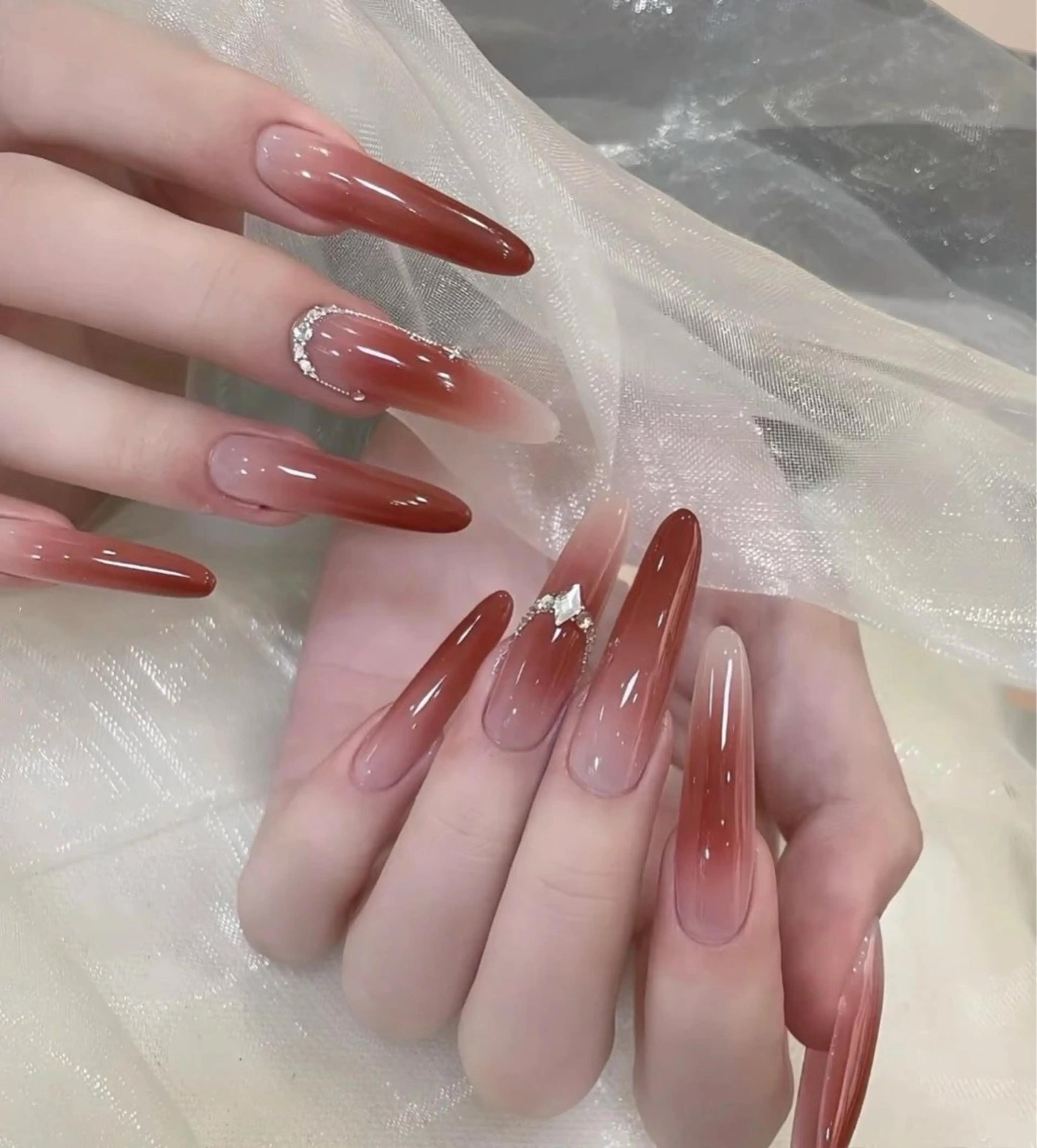 ネイル ハンドネイル ハンドケア The Nail & Eye Lashの眉毛・アイブロウイメージ