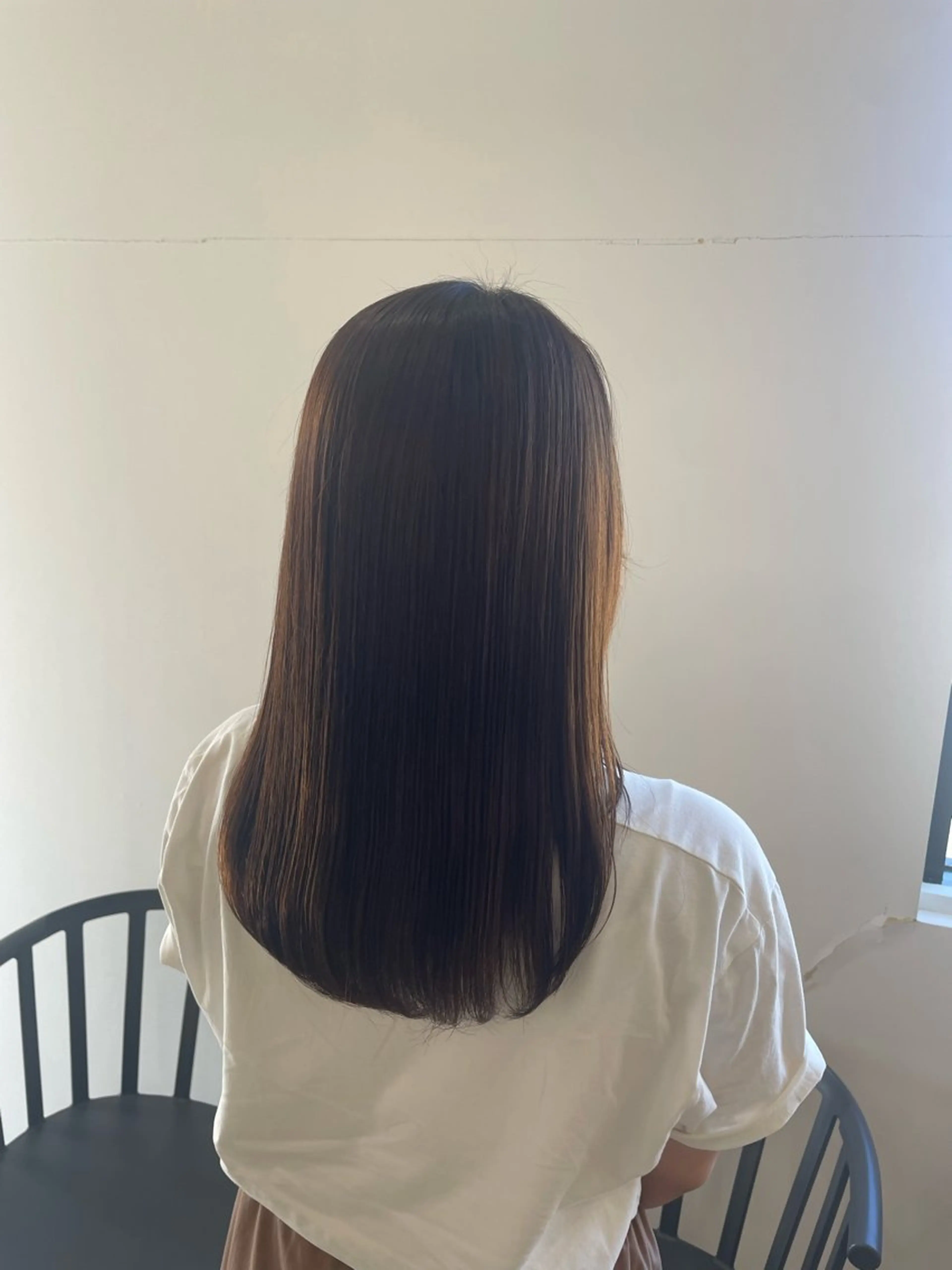 セミロング 西能 心音のヘアスタイル