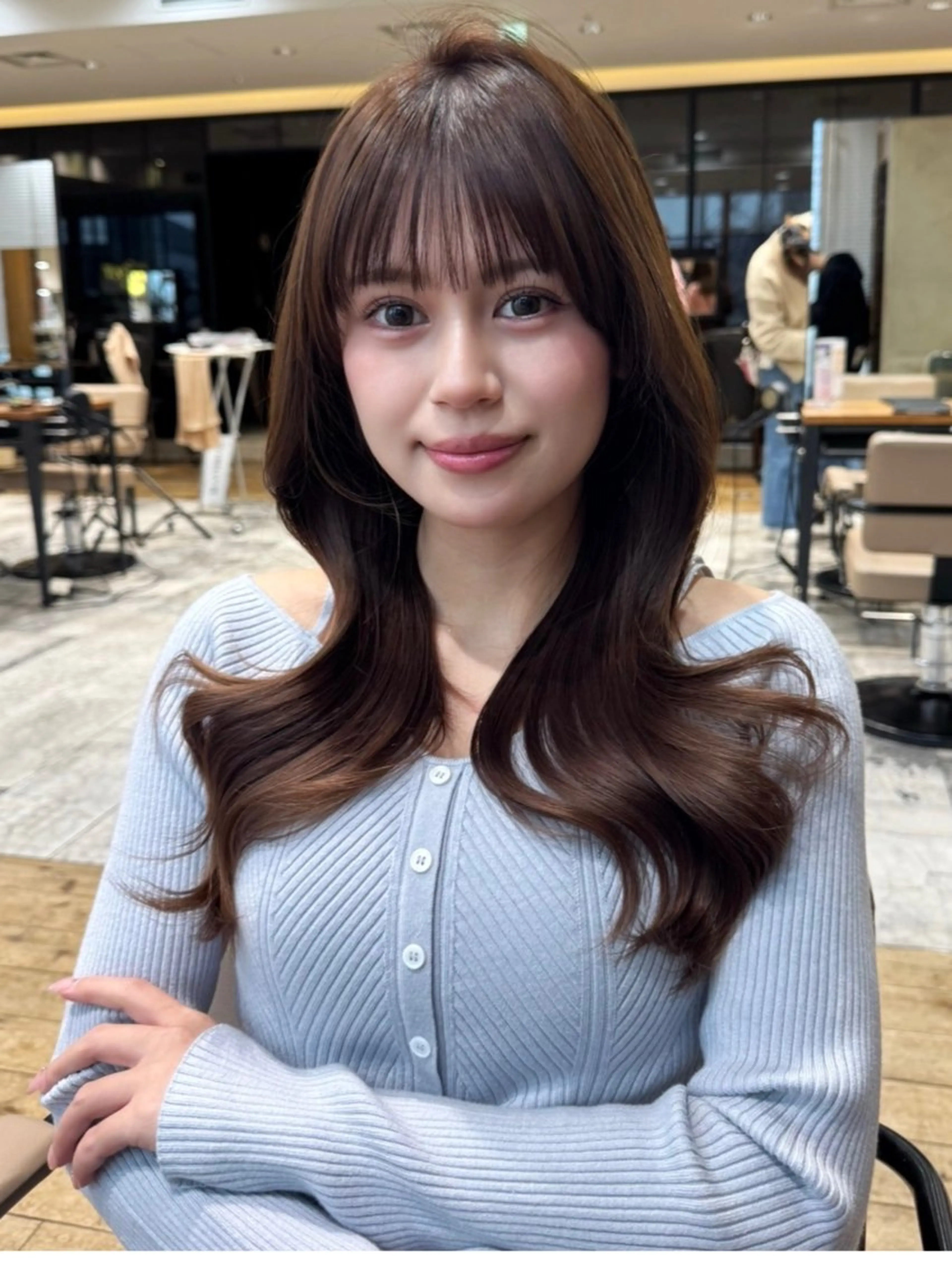 セミロング カット トリートメント 新宿/レイヤー 顔周りカット溝手優太のヘアスタイル