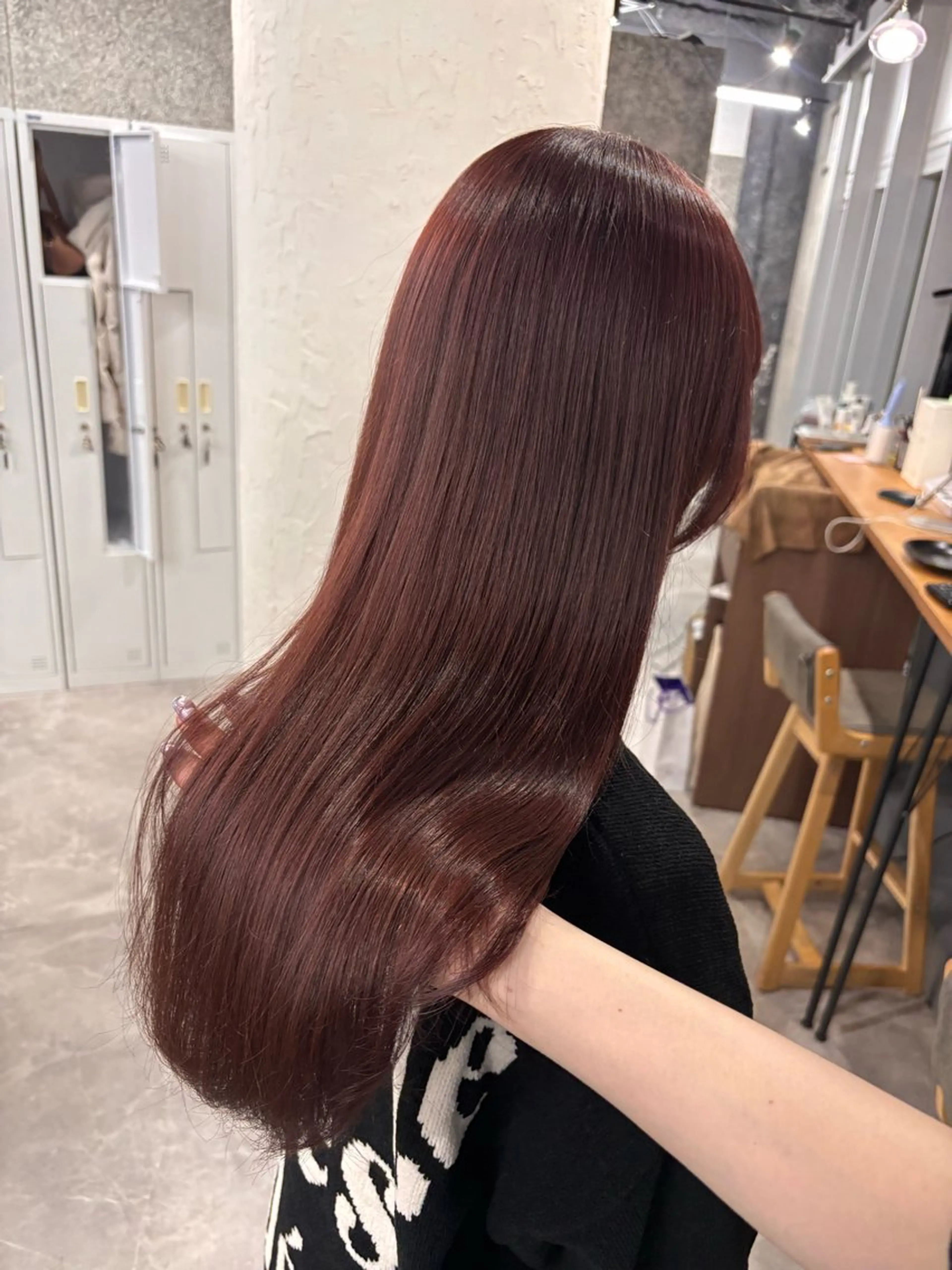 ロング カット ヘアカラー トリートメント leben serikaのヘアスタイル