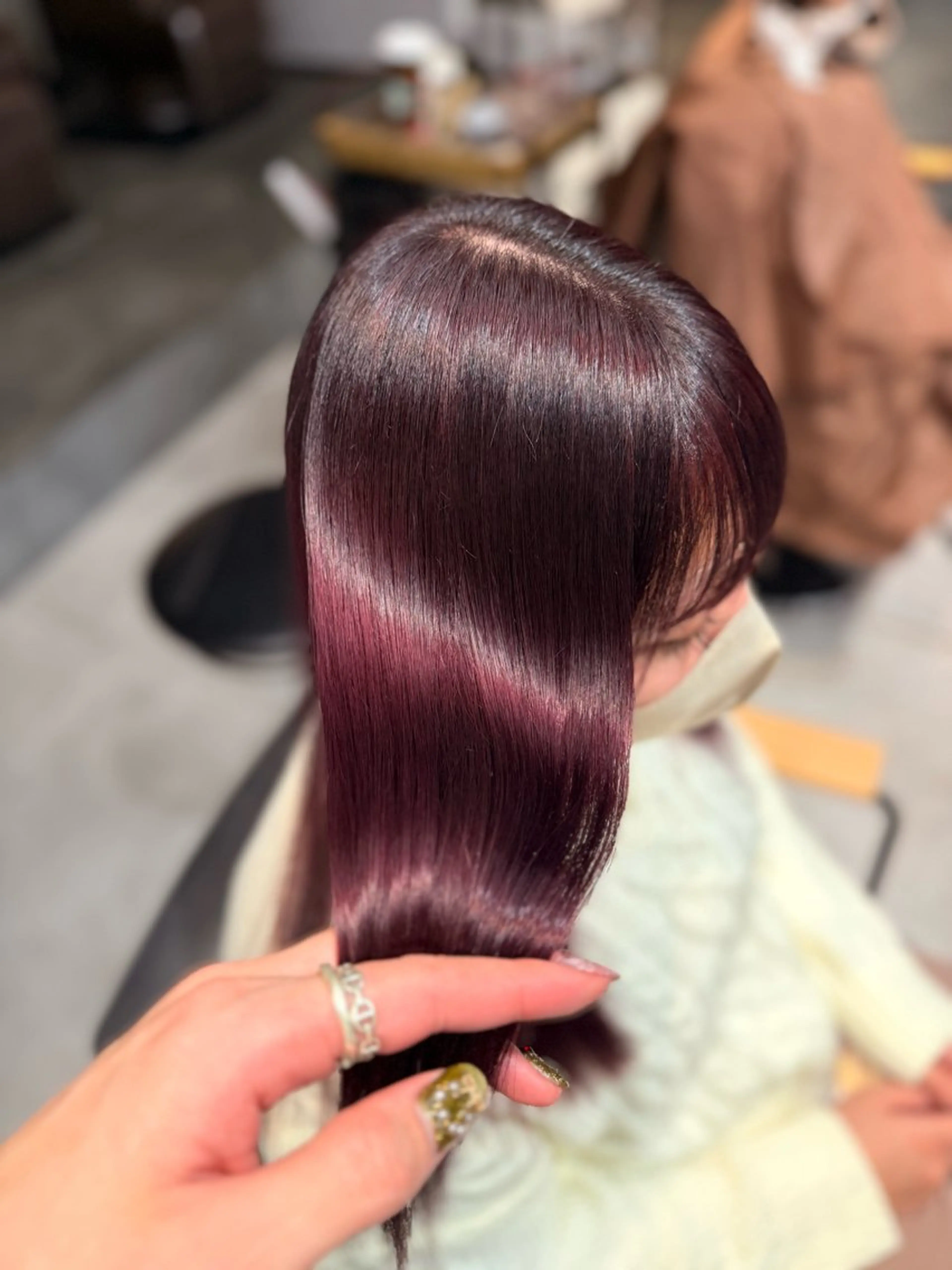 ミディアム カラー ブリーチ レッドカラー カット ヘアカラー モードケイズ ミサワのヘアスタイル