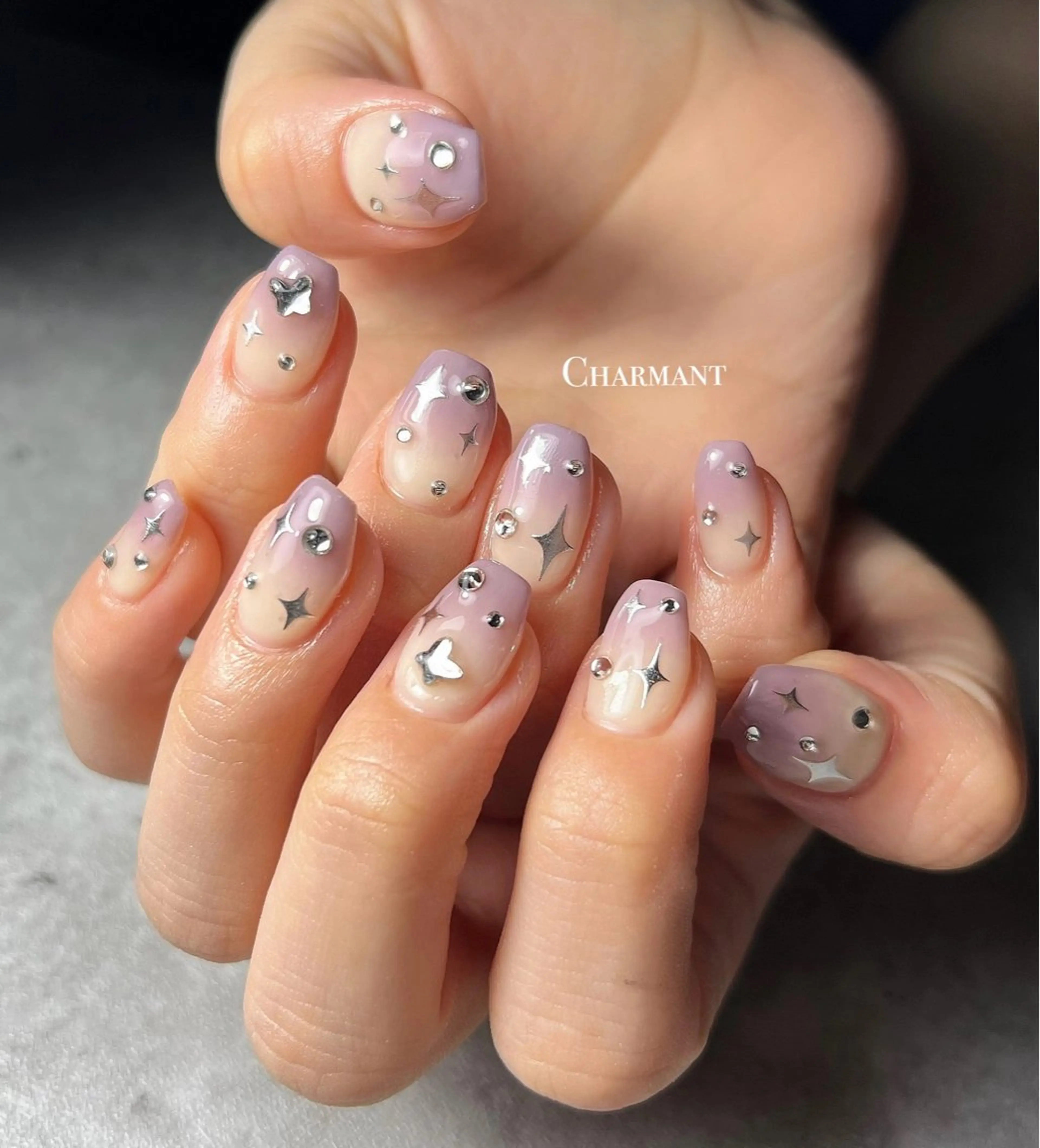 ネイル ハンドネイル Minako 【Charmant】のネイルデザイン
