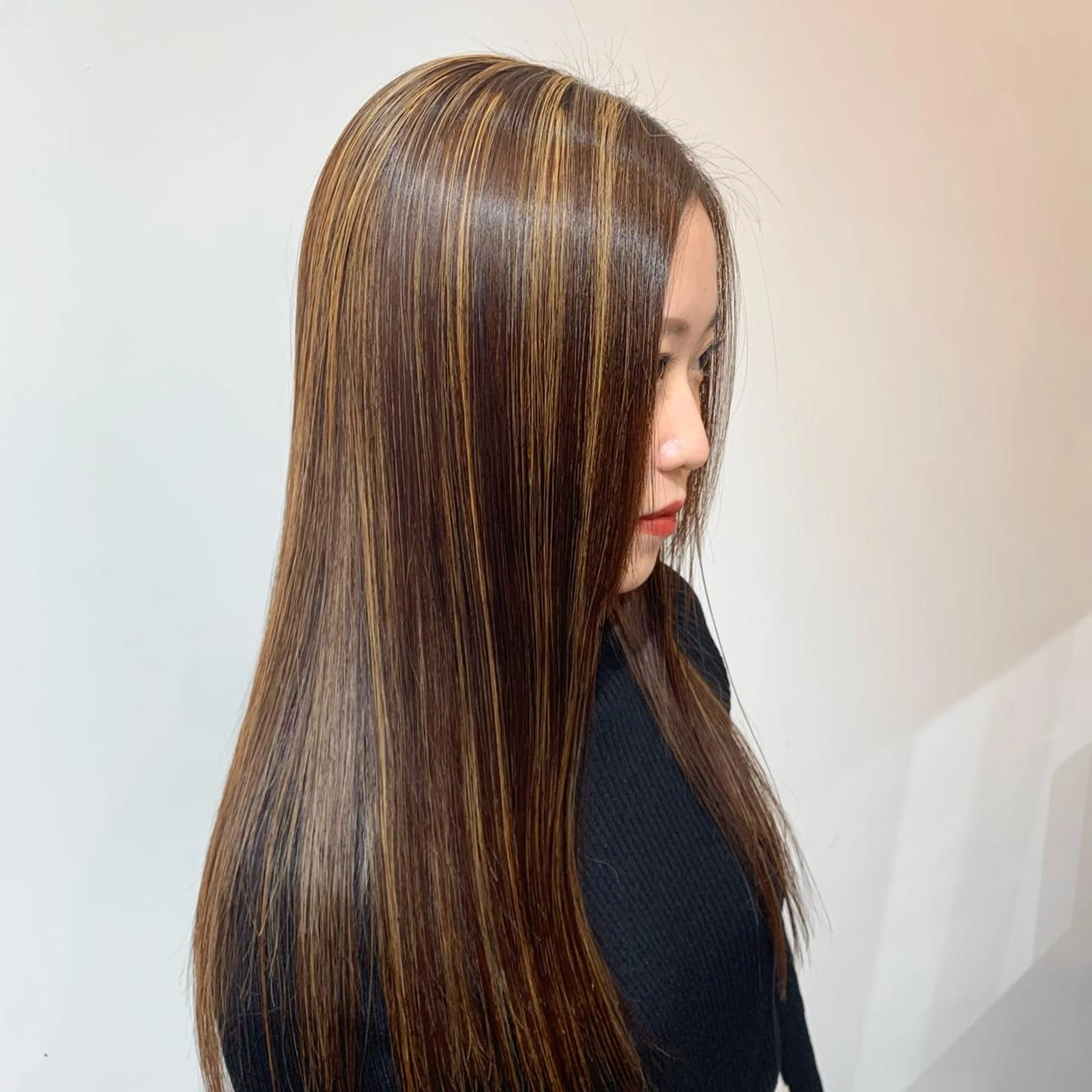ロング みうら ありさのヘアスタイル