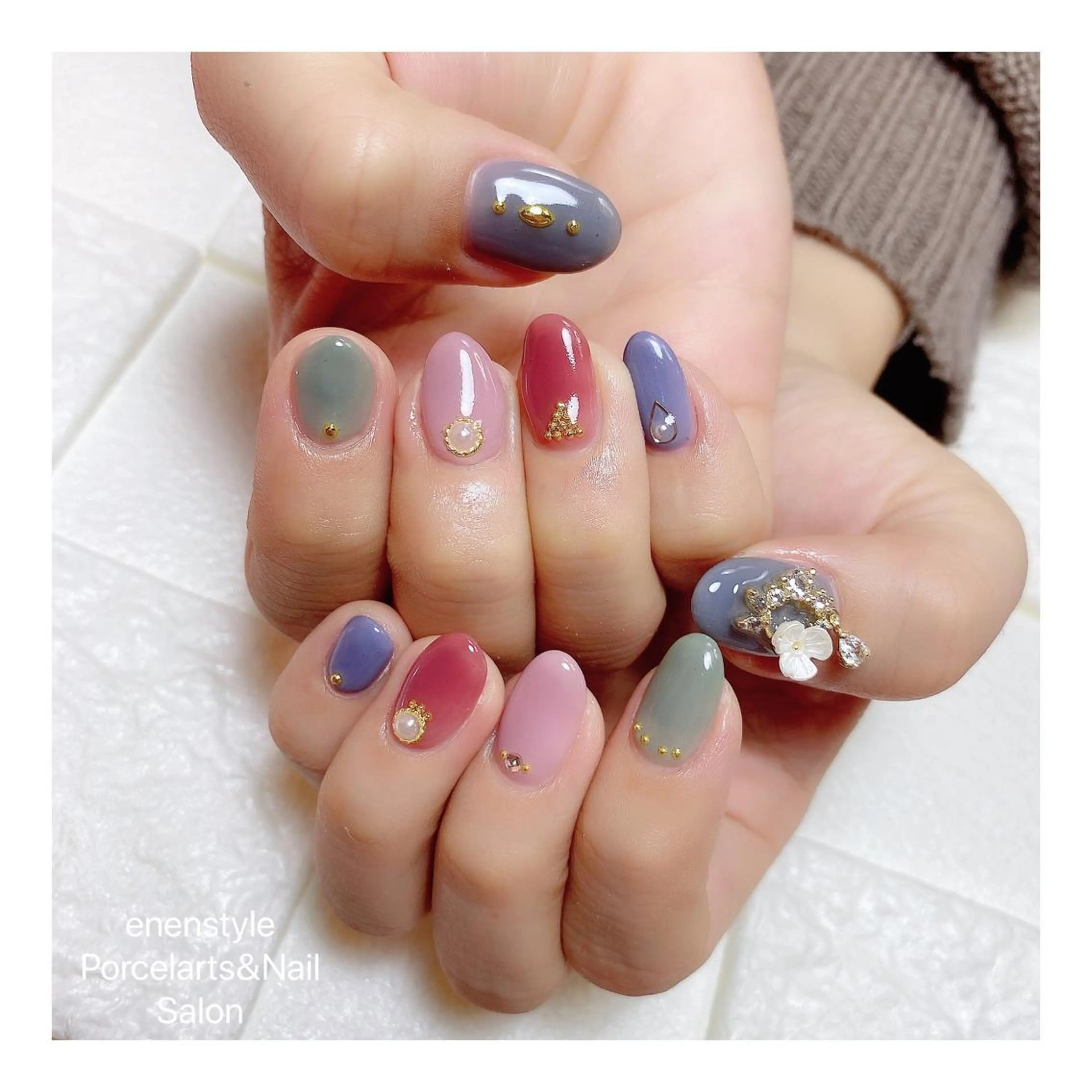 ミディアム ネイル ハンドネイル 👑enen style👑のネイルデザイン