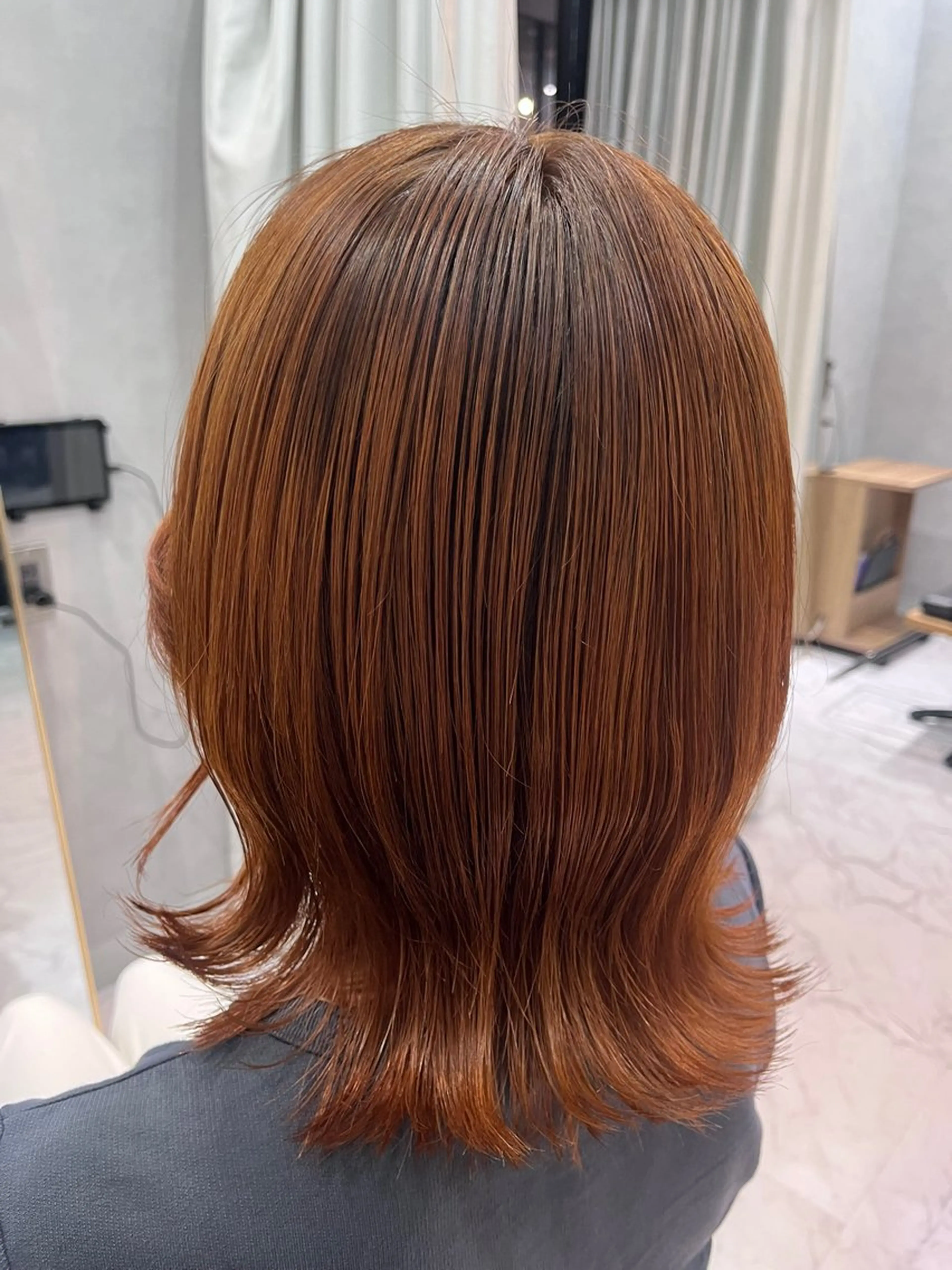 セミロング カラー カット ヘアカラー トリートメント ハイトーン/韓国風/ 艶髪/吉祥寺のヘアスタイル