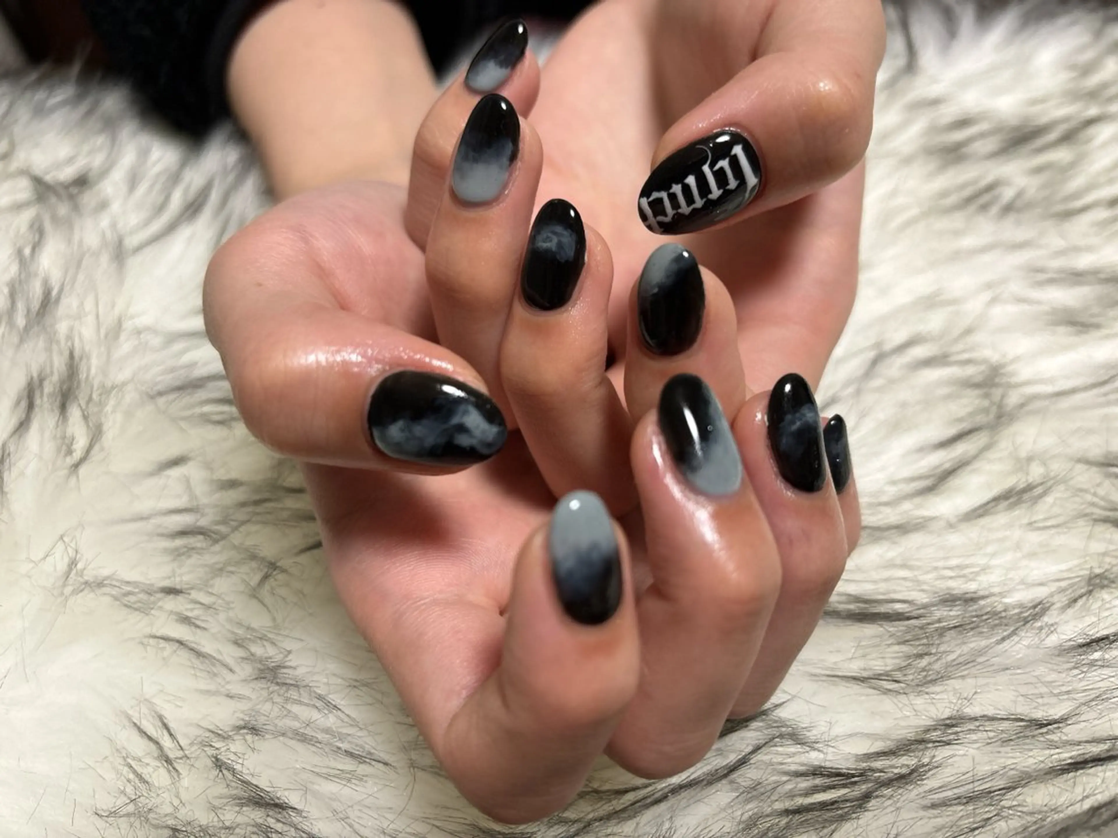 ネイル オーロラネイル フットネイル フレンチネイル ジェルネイル 韓国ネイル ハンドネイル kiki nail &brow二子玉川の眉毛・アイブロウイメージ