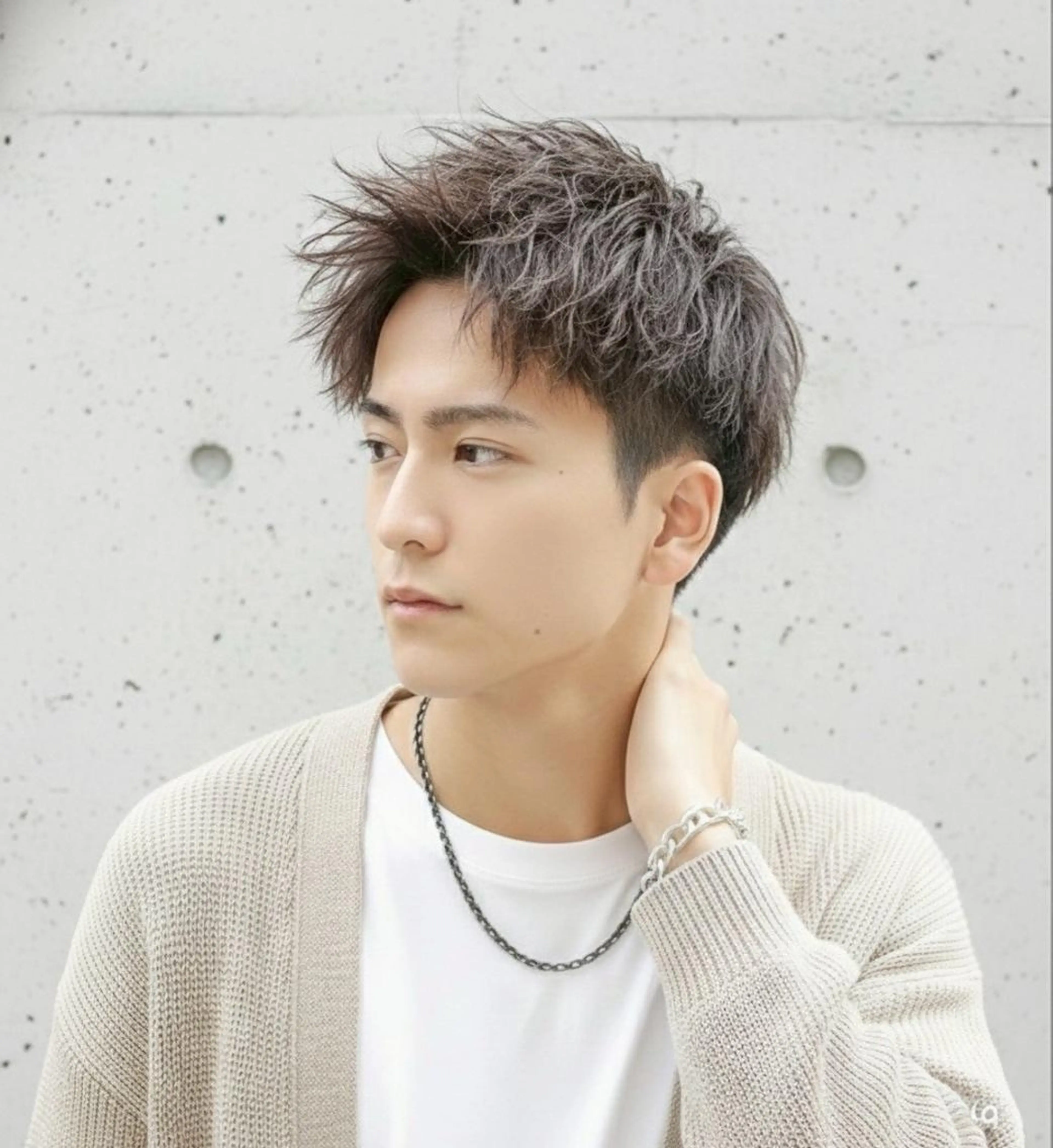 【メンズ限定】🌿カット+カラー＋【ReFa】マイクロバブル＋《頭皮ケアor眉カット付き》🌿の写真