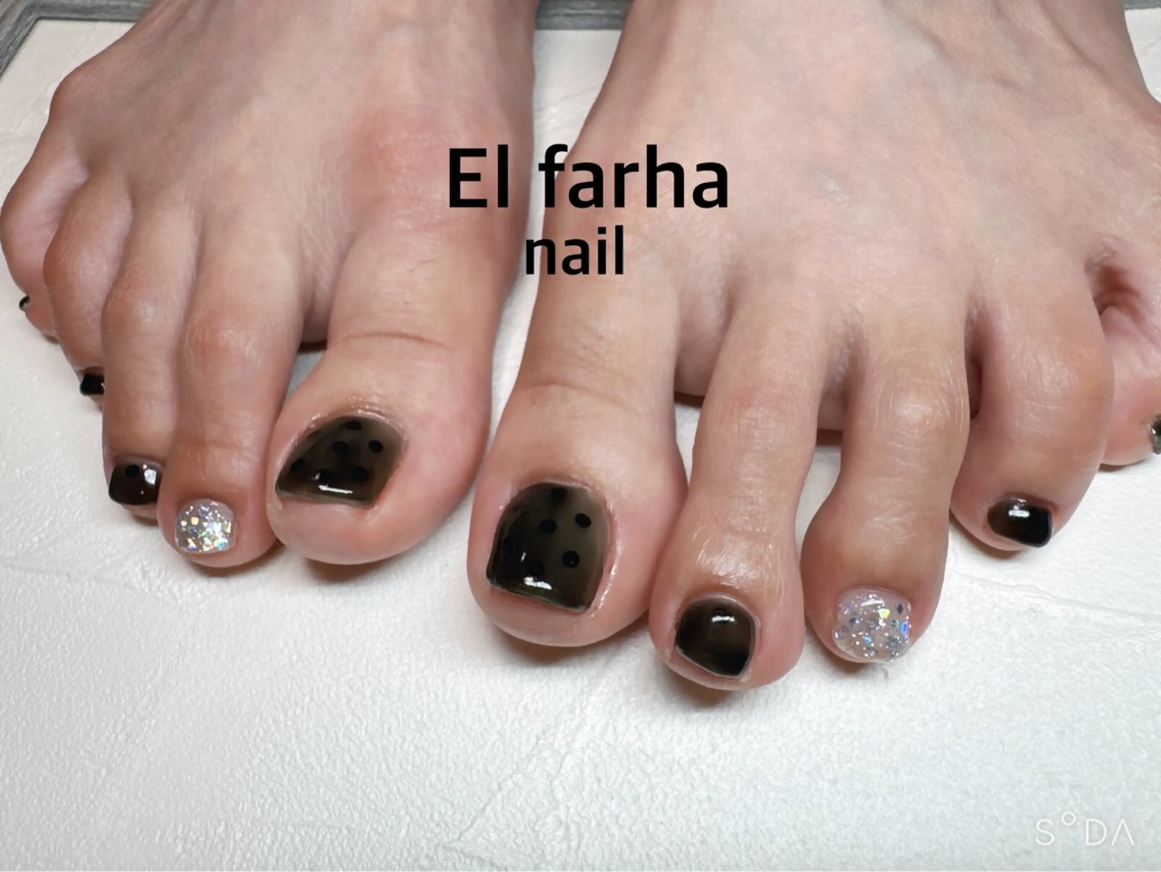 ネイル フットネイル El  Farha nailのネイルデザイン
