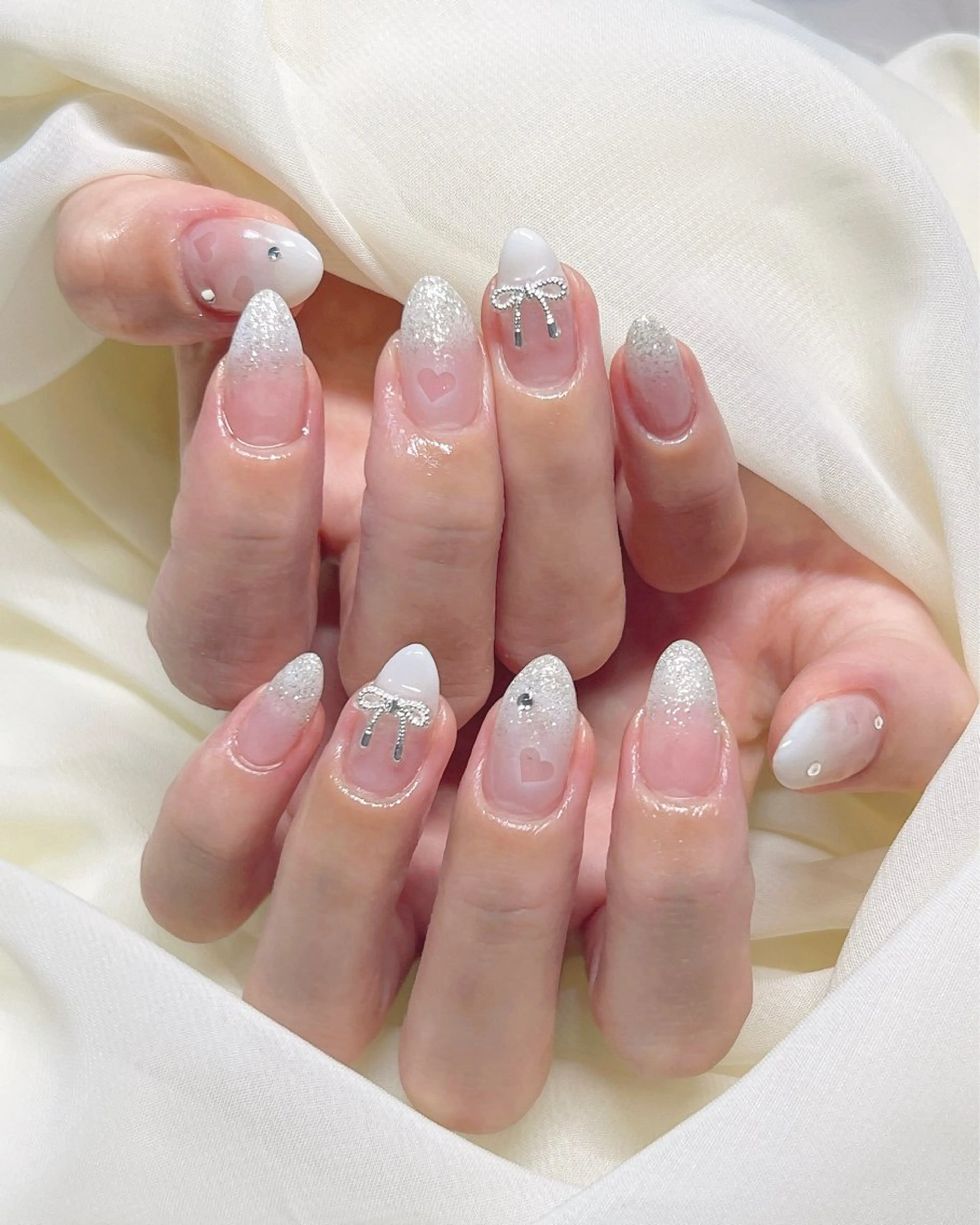 ネイル ガーリー シンプルネイル ホワイト nail salon MUAのネイルデザイン
