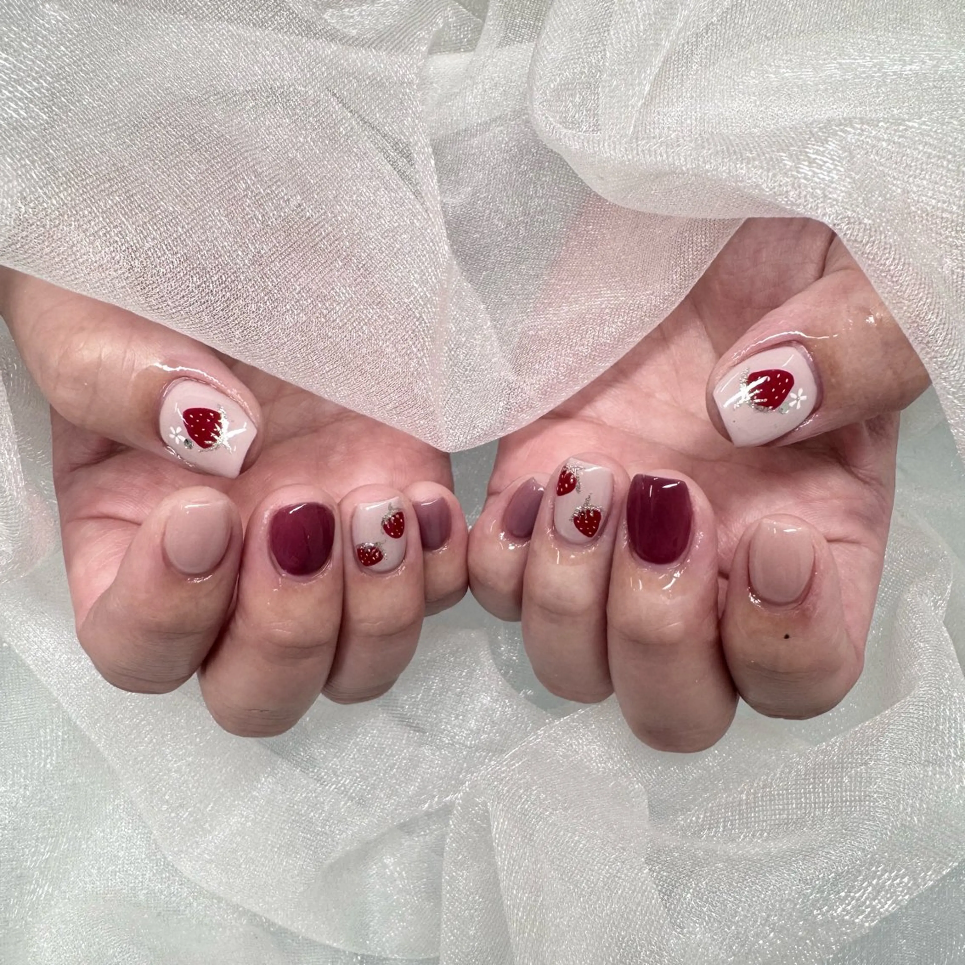 ネイル 山岸 夏菜のネイルデザイン