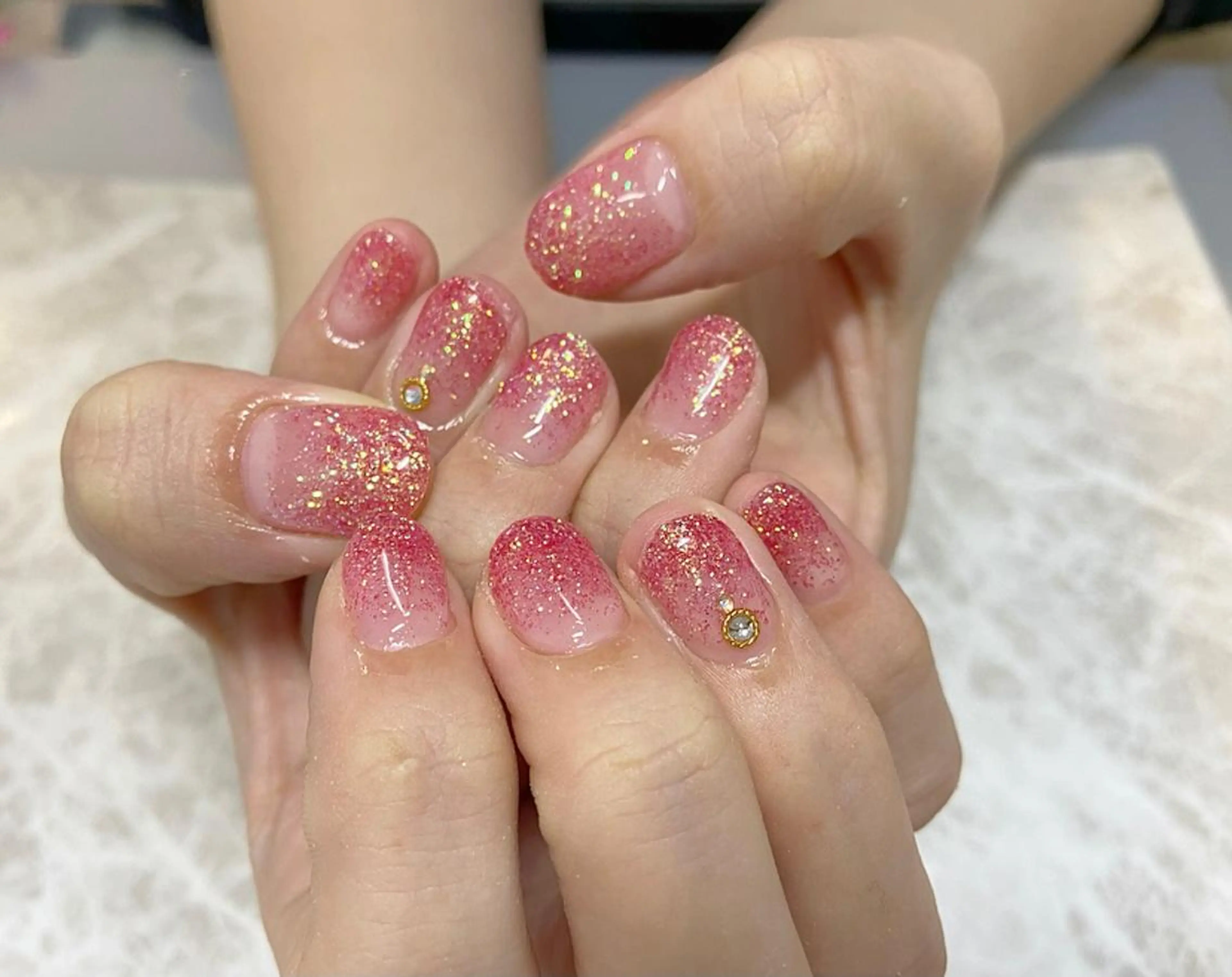 ネイル ラメ(グリッター) ラメグラデーション 🧸熊谷 かほ🧸のネイルデザイン