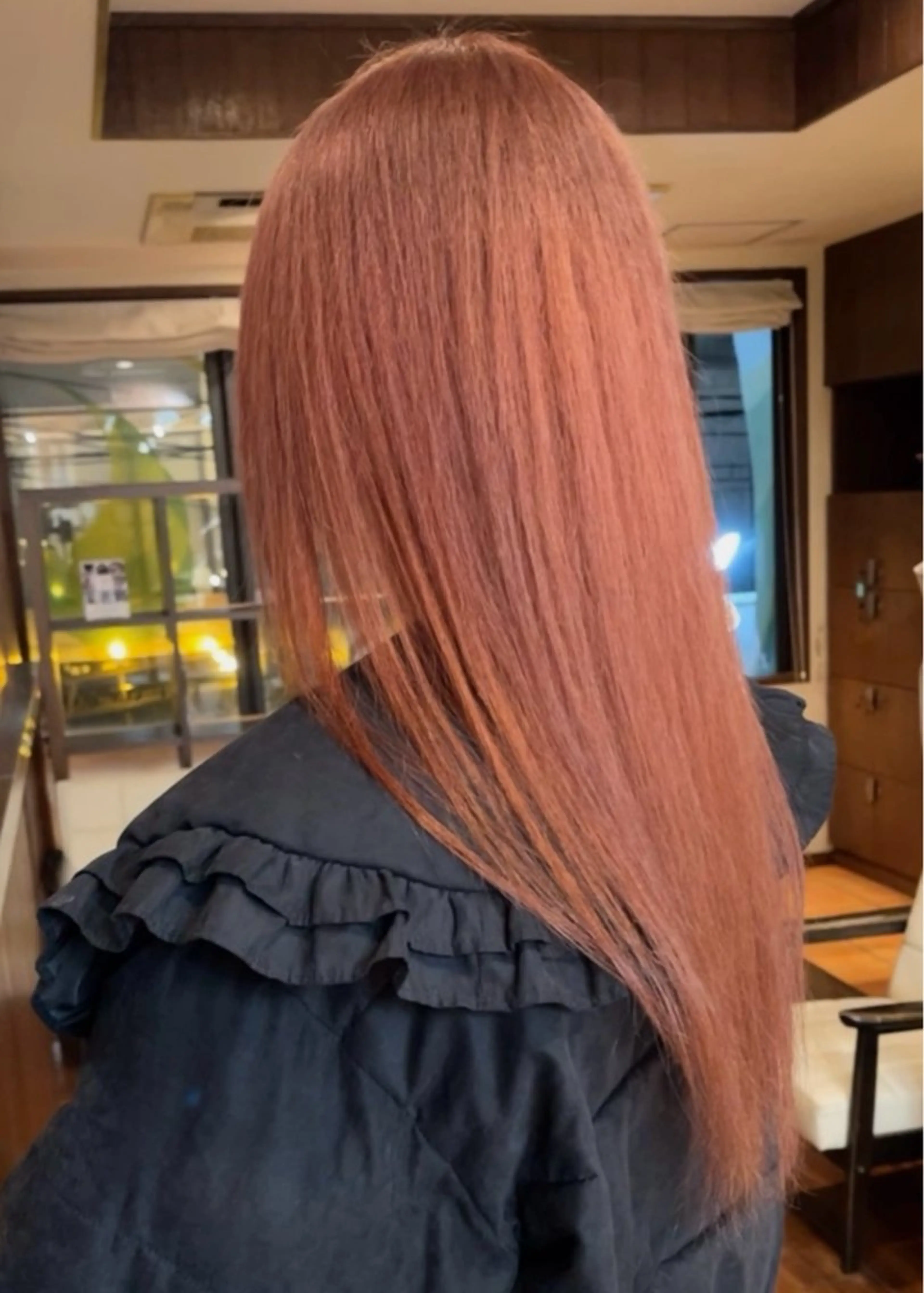 ロング カラー ブラウンカラー カット ヘアカラー トリートメント 田室 和幸のヘアスタイル