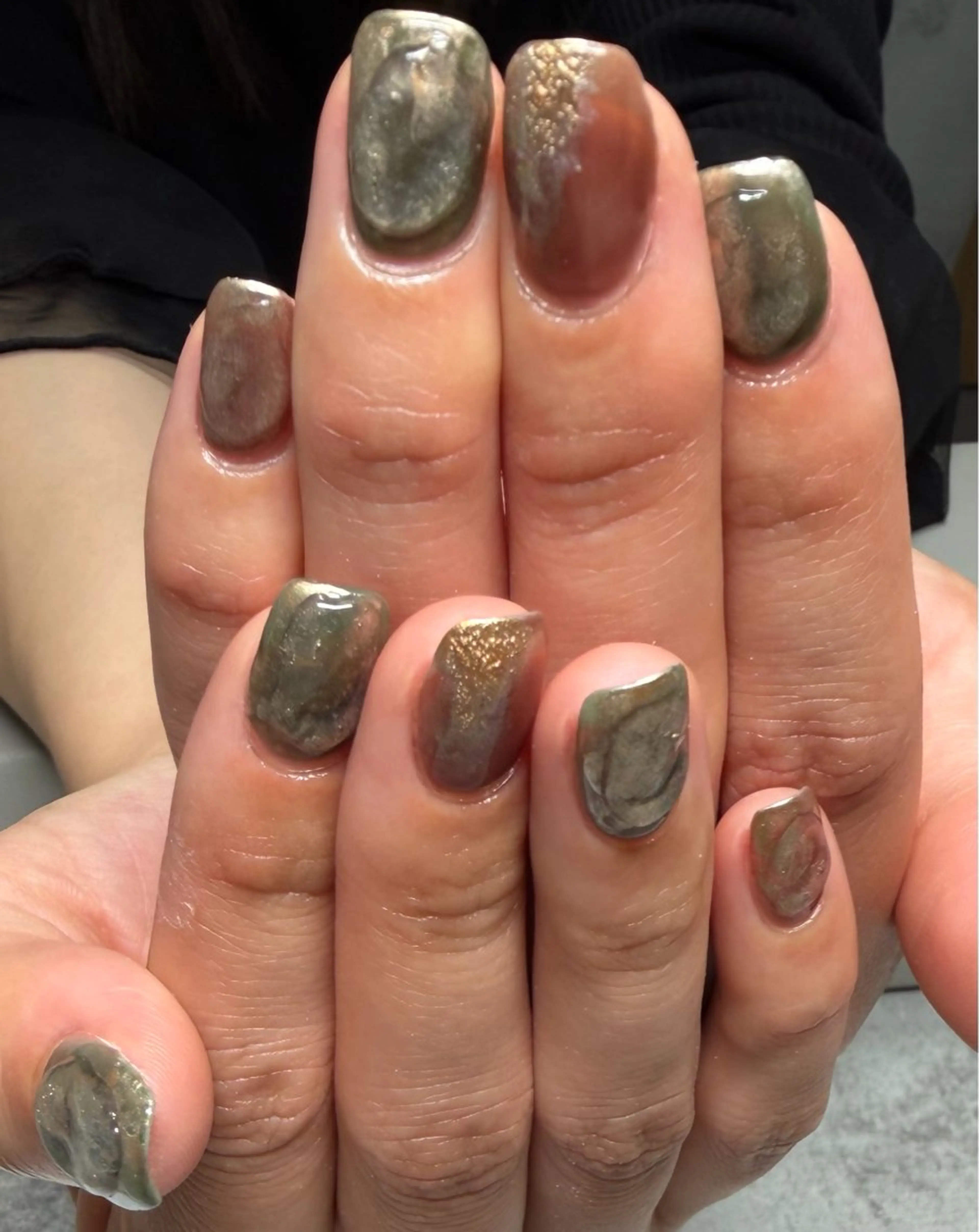 ネイル アートネイル マグネットネイル ニュアンスネイル ネイルサロン Suu..nailのネイルデザイン