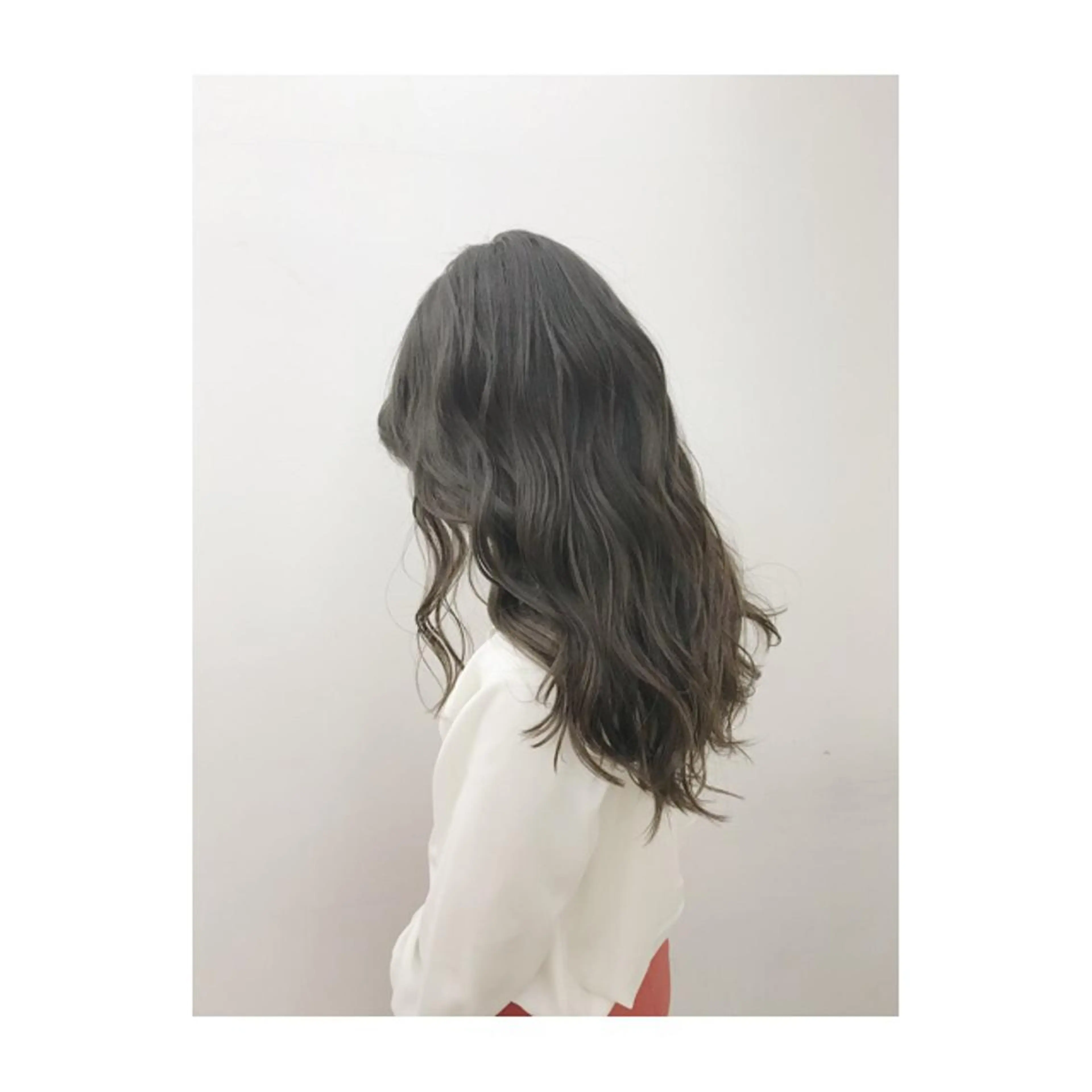 セミロング カラー 永岡 鉄平のヘアスタイル