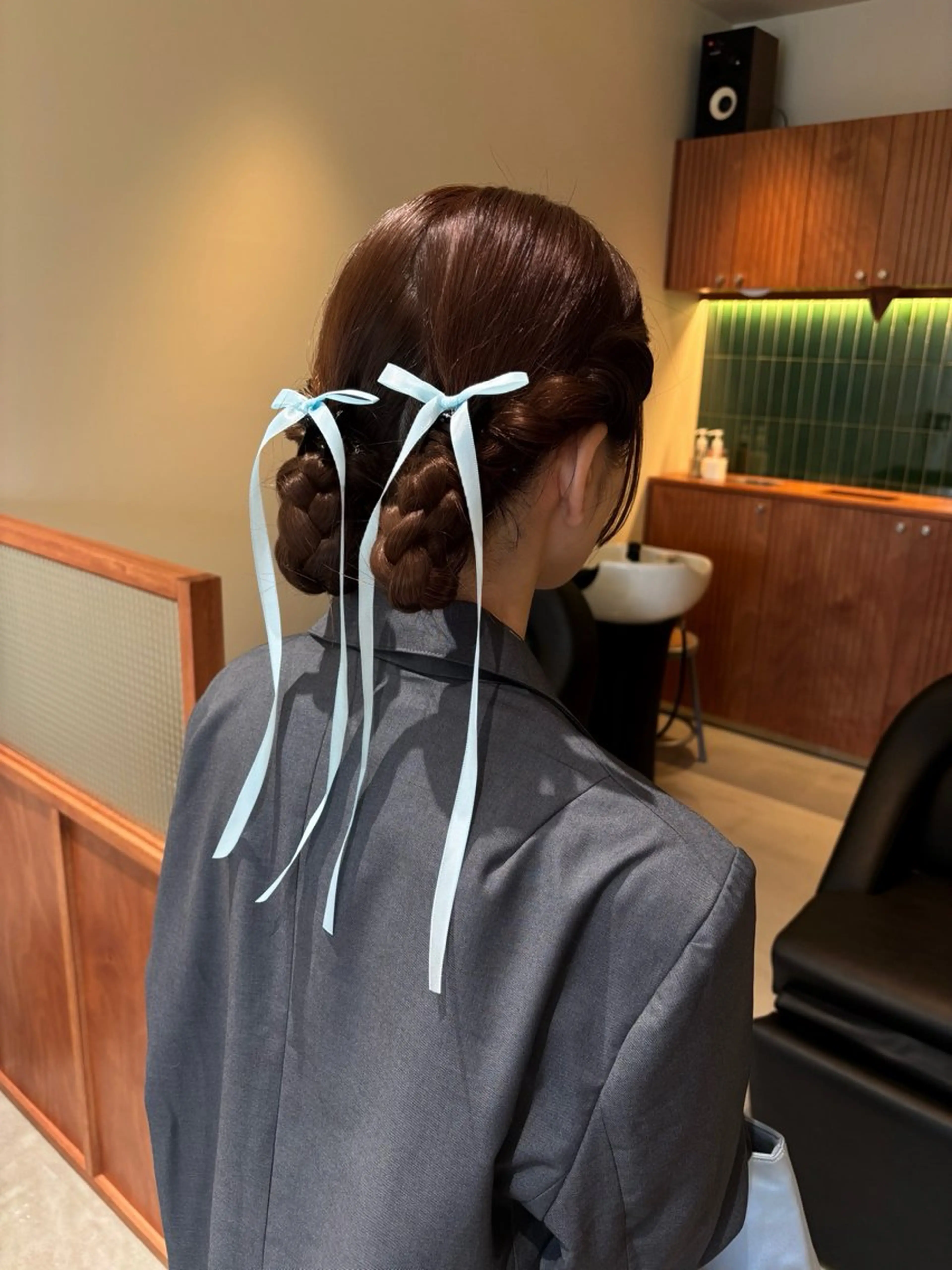 ロング ヘアセット satsuki 暖色・ブラウンカラーのヘアスタイル