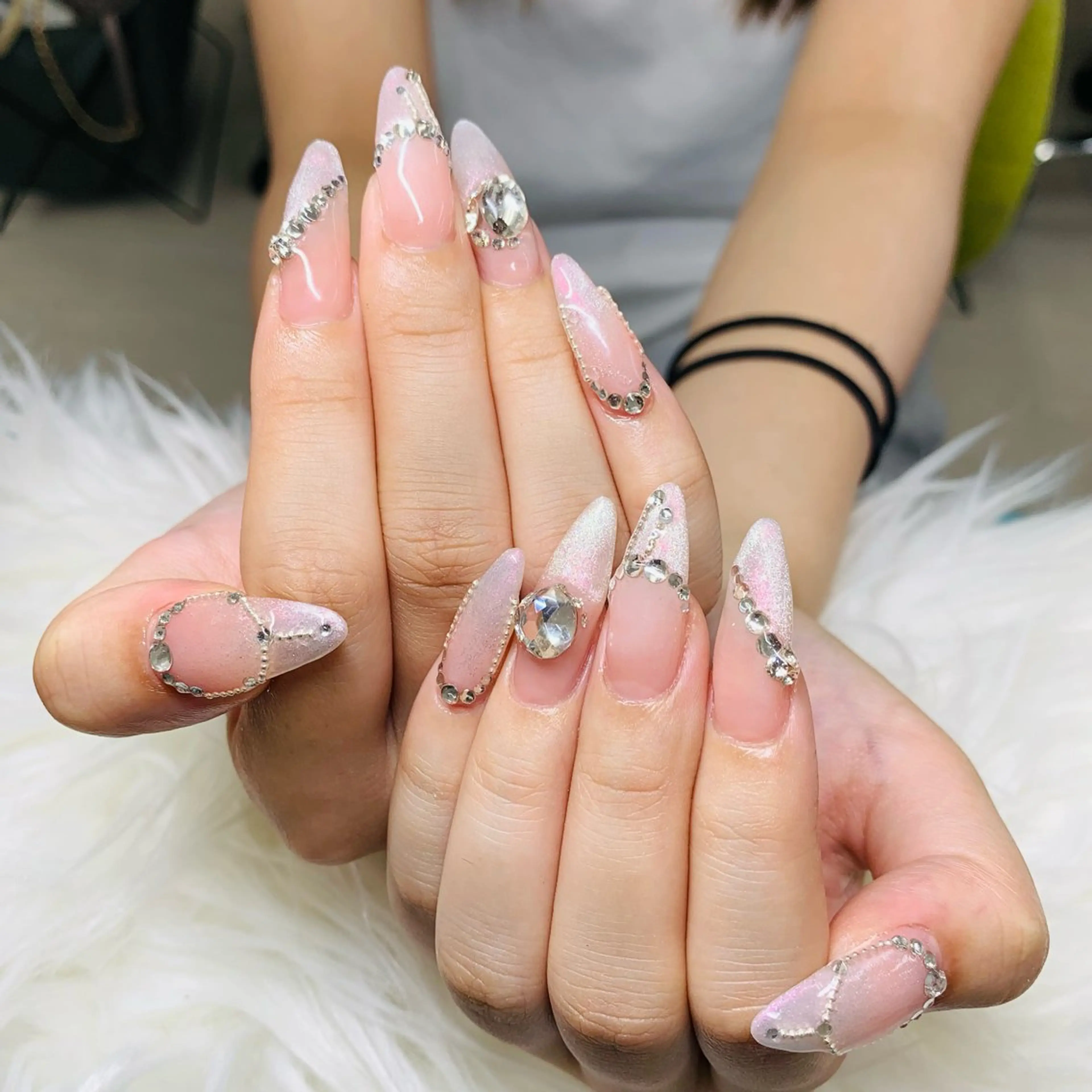ネイル チークネイル 長さ出し フットネイル マグネットネイル 持ち込み ハンドネイル ANH NAIL ゴテゴテ専門店💎のネイルデザイン
