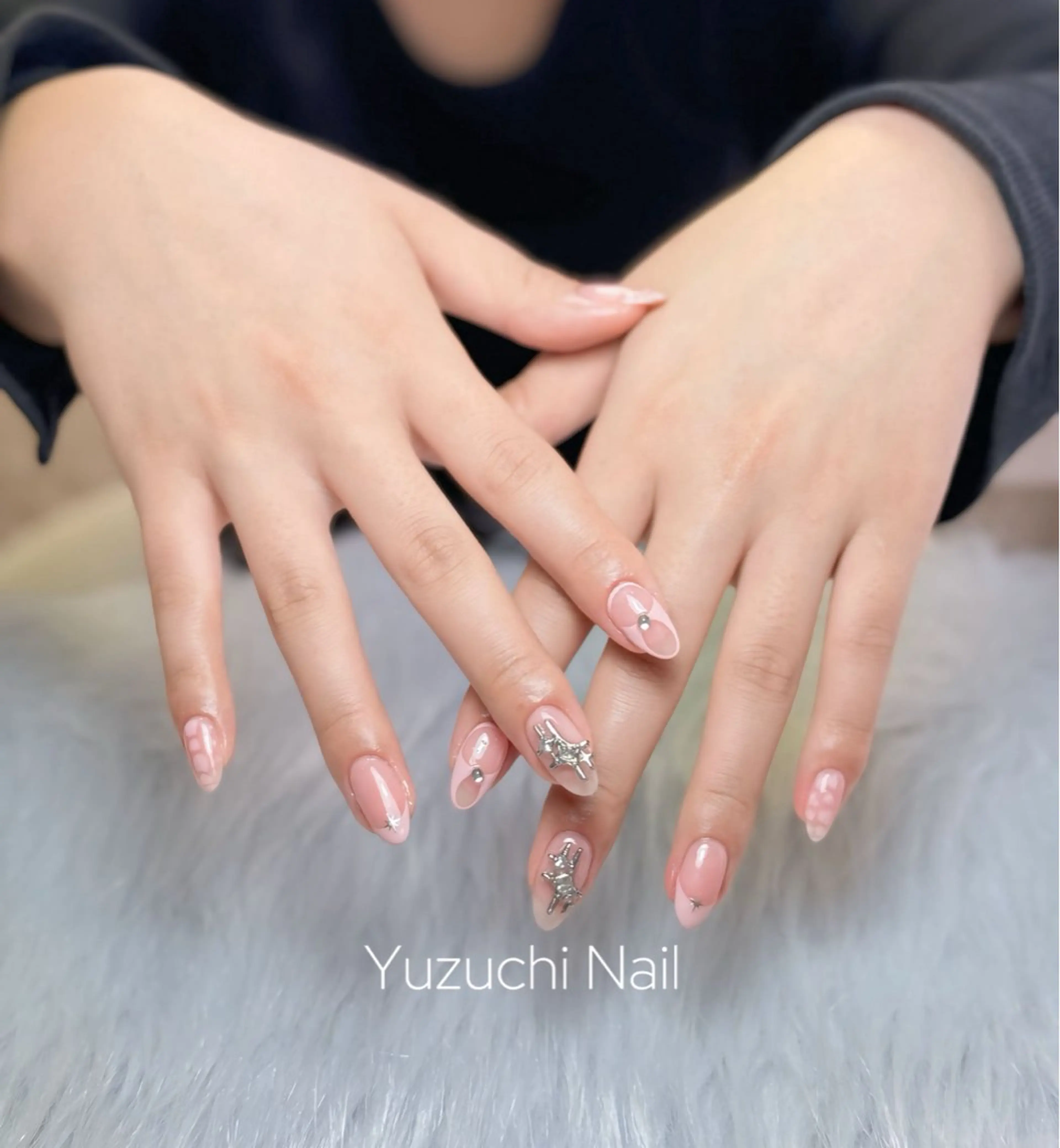 ネイル フットネイル 夏ネイル ワンホンネイル ハンドネイル ハンドケア Yuzuchi Nailのネイルデザイン