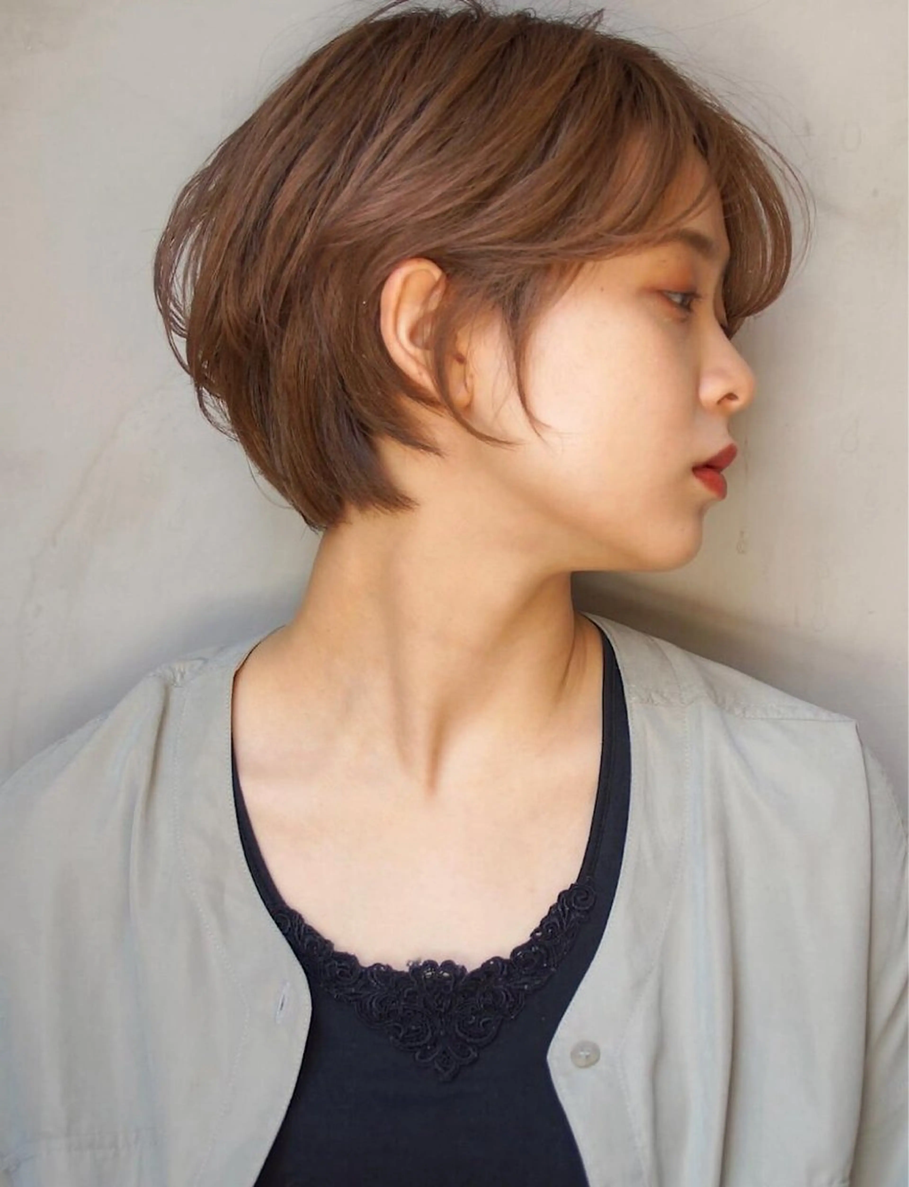 ショート カラー 透明感カラー ダブルカラー ハイライトカラー イルミナカラー インナーカラー カット ヘアカラー トリートメント misa🫧ナチュラ ル縮毛矯正/髪質改善のヘアスタイル